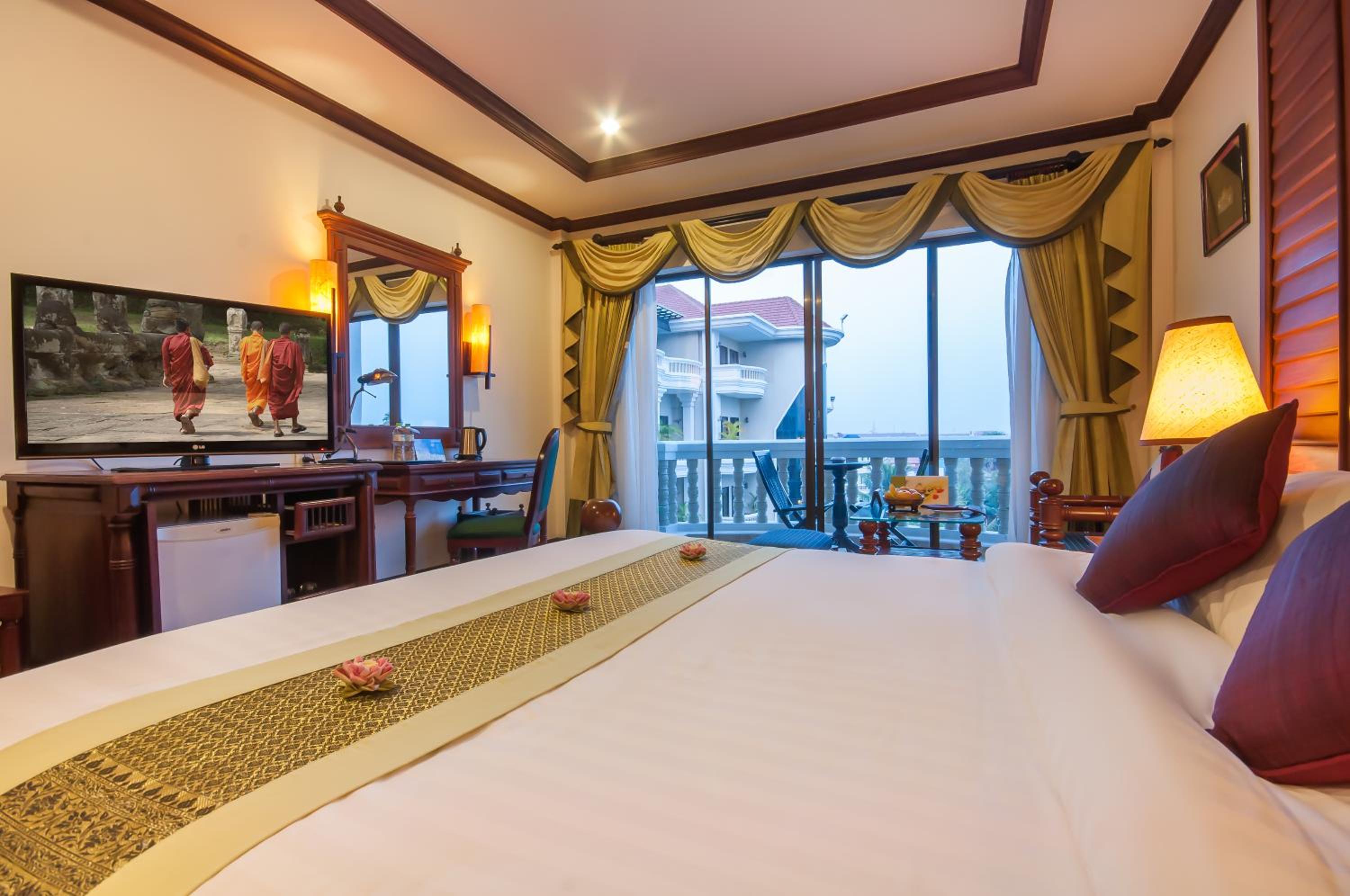 Landmark King Room - Photo 3