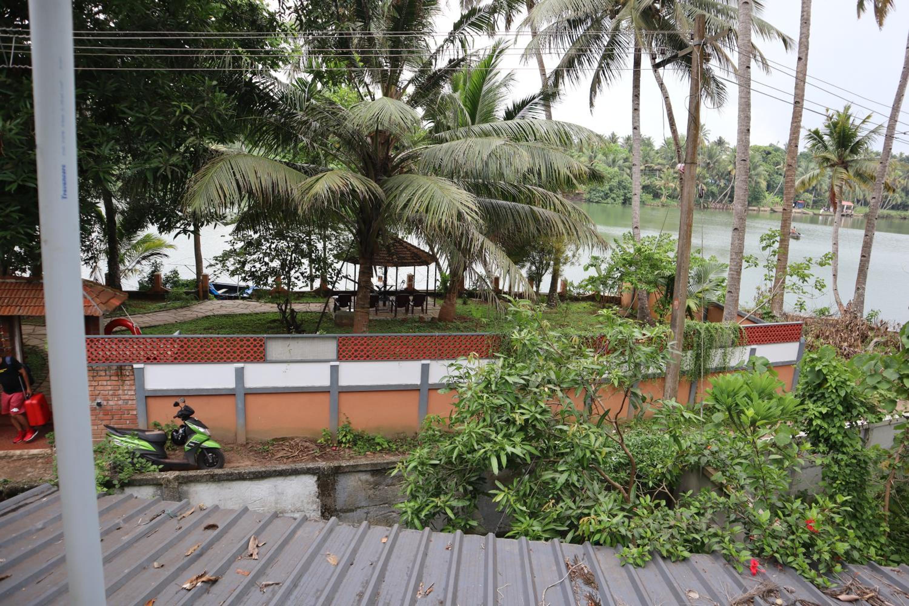 Double Room with Balcony photo 3