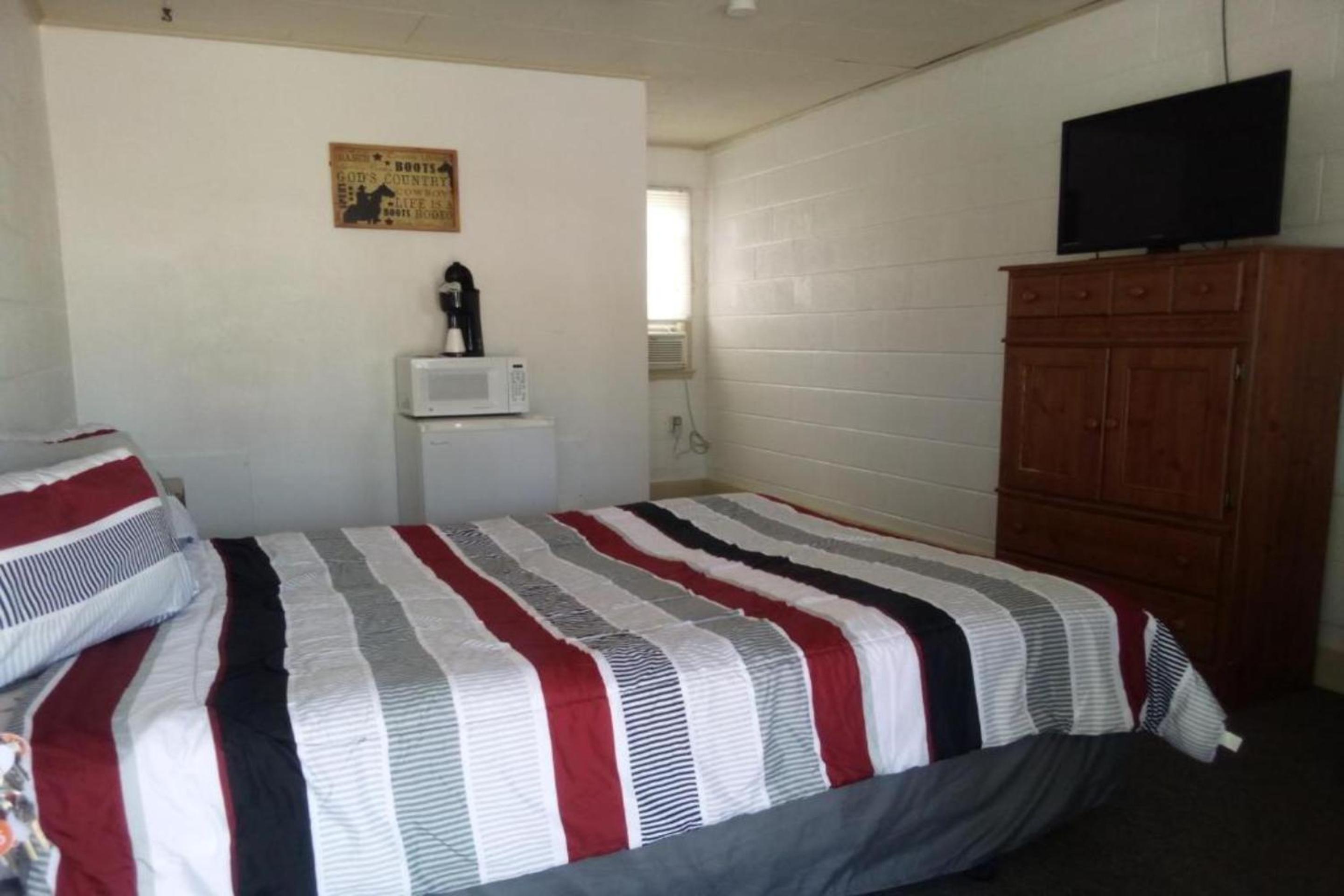 Queen Room photo 3
