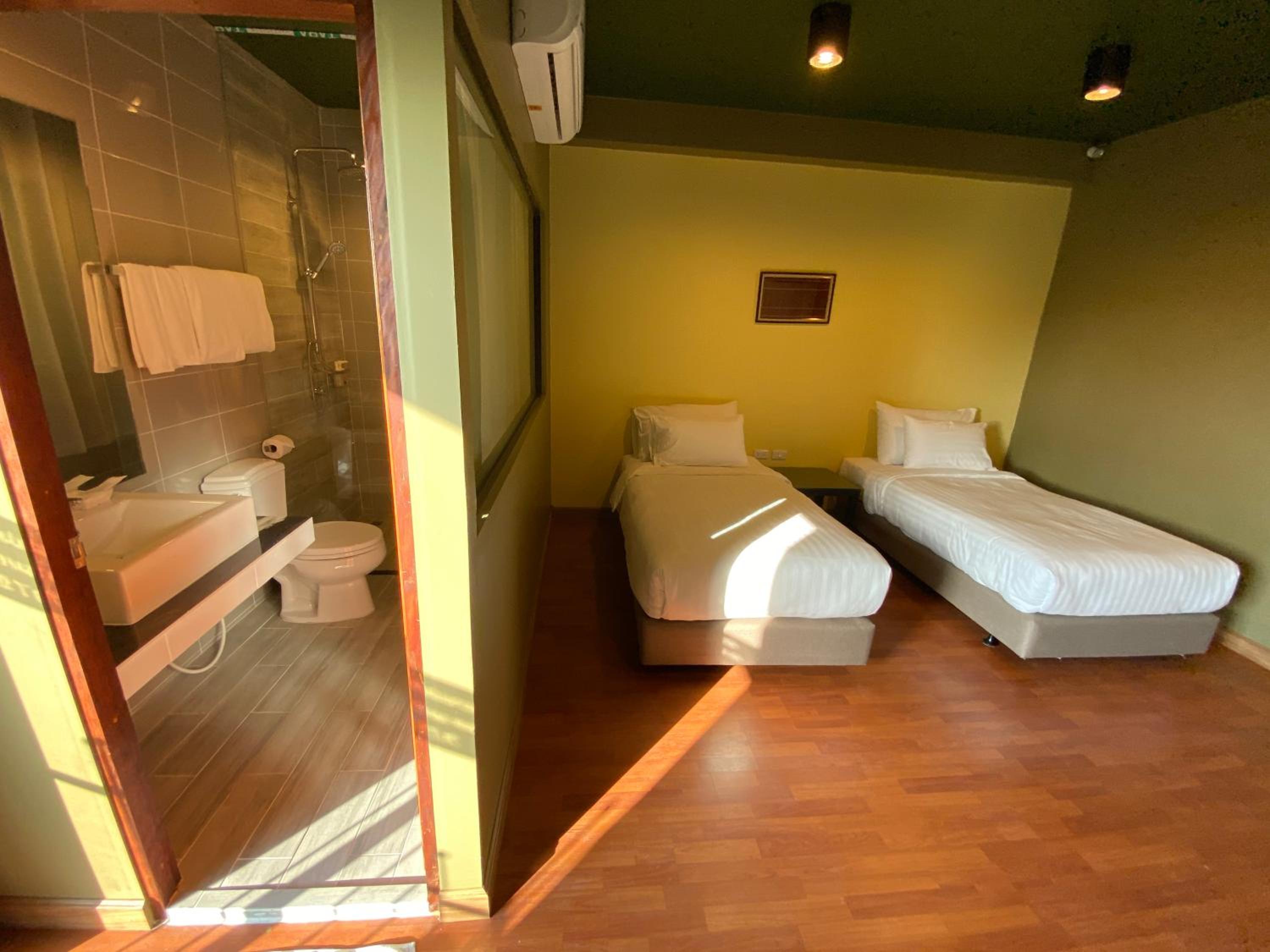 Superior Twin Room - Photo 5