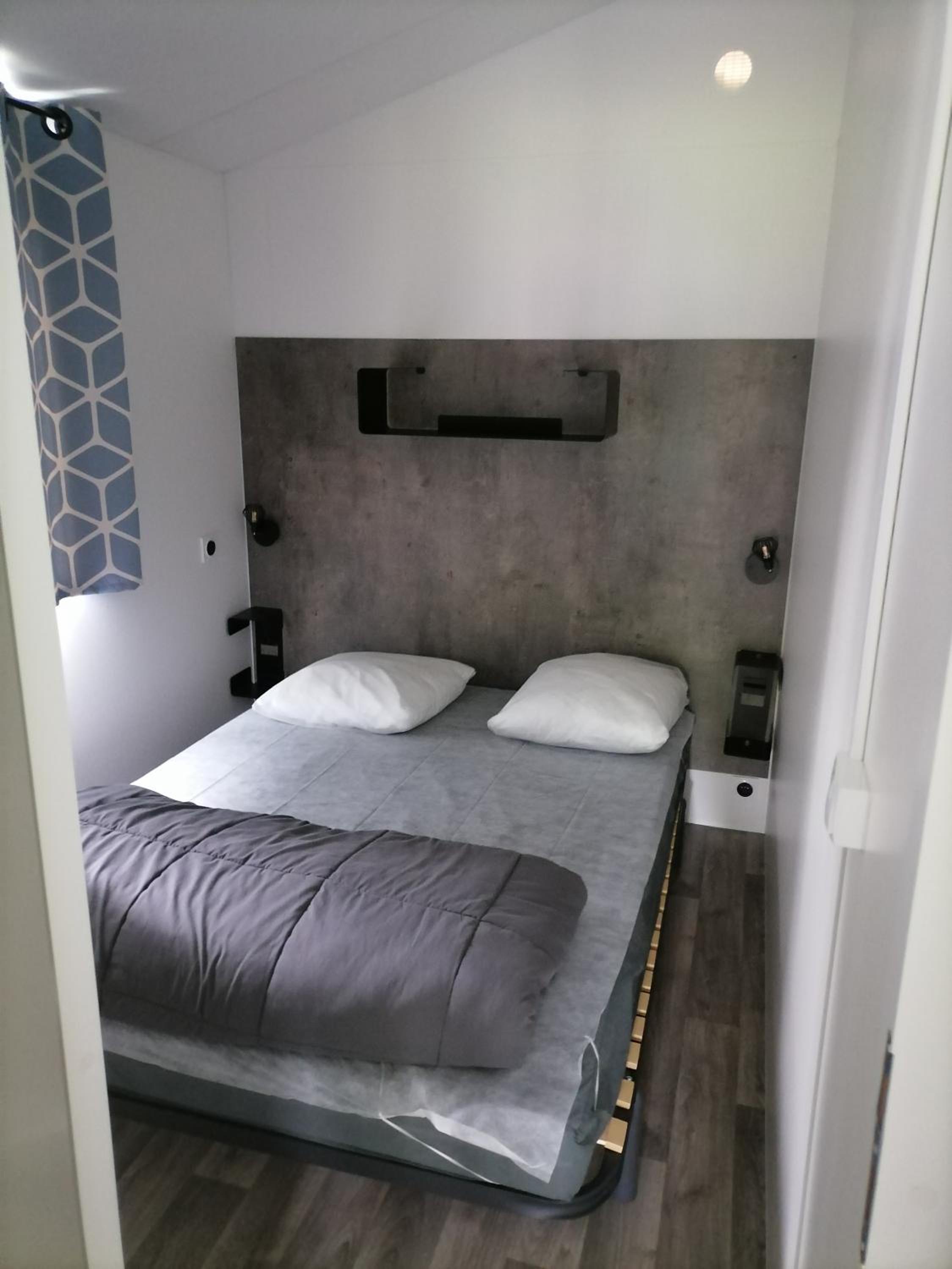 Mobile Home photo 3