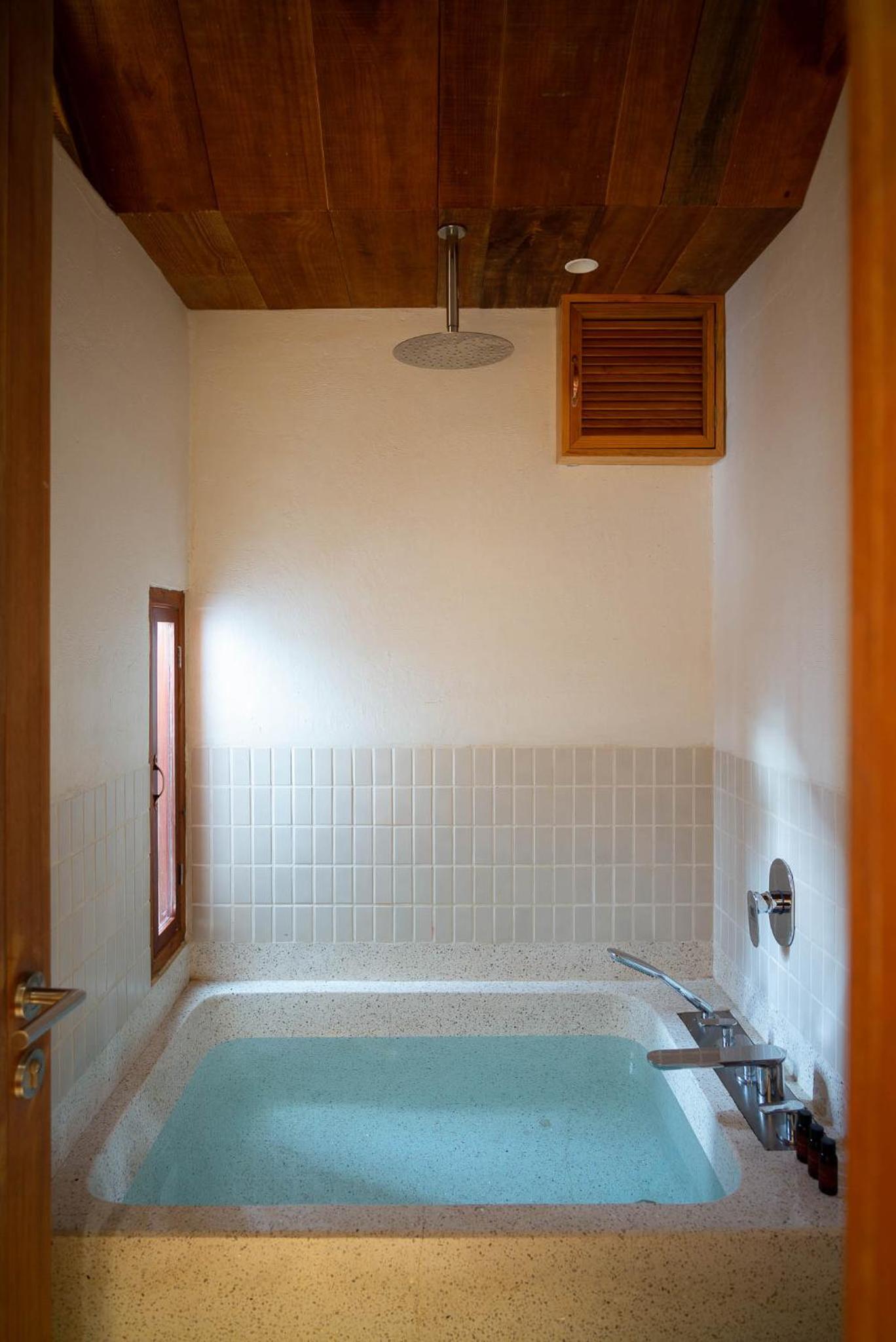 Standard Double Room - Photo 4