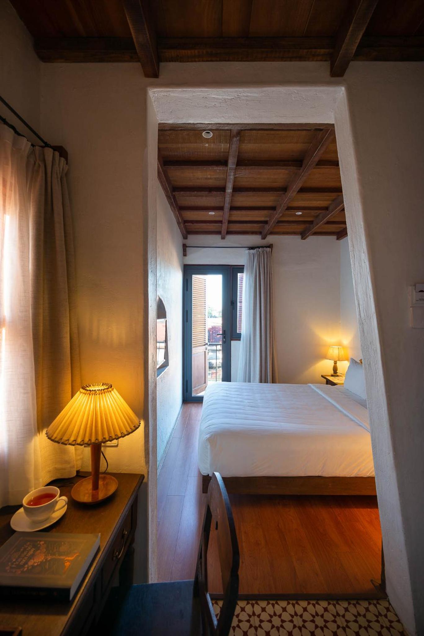 Deluxe Double Room with Balcony - Photo 1