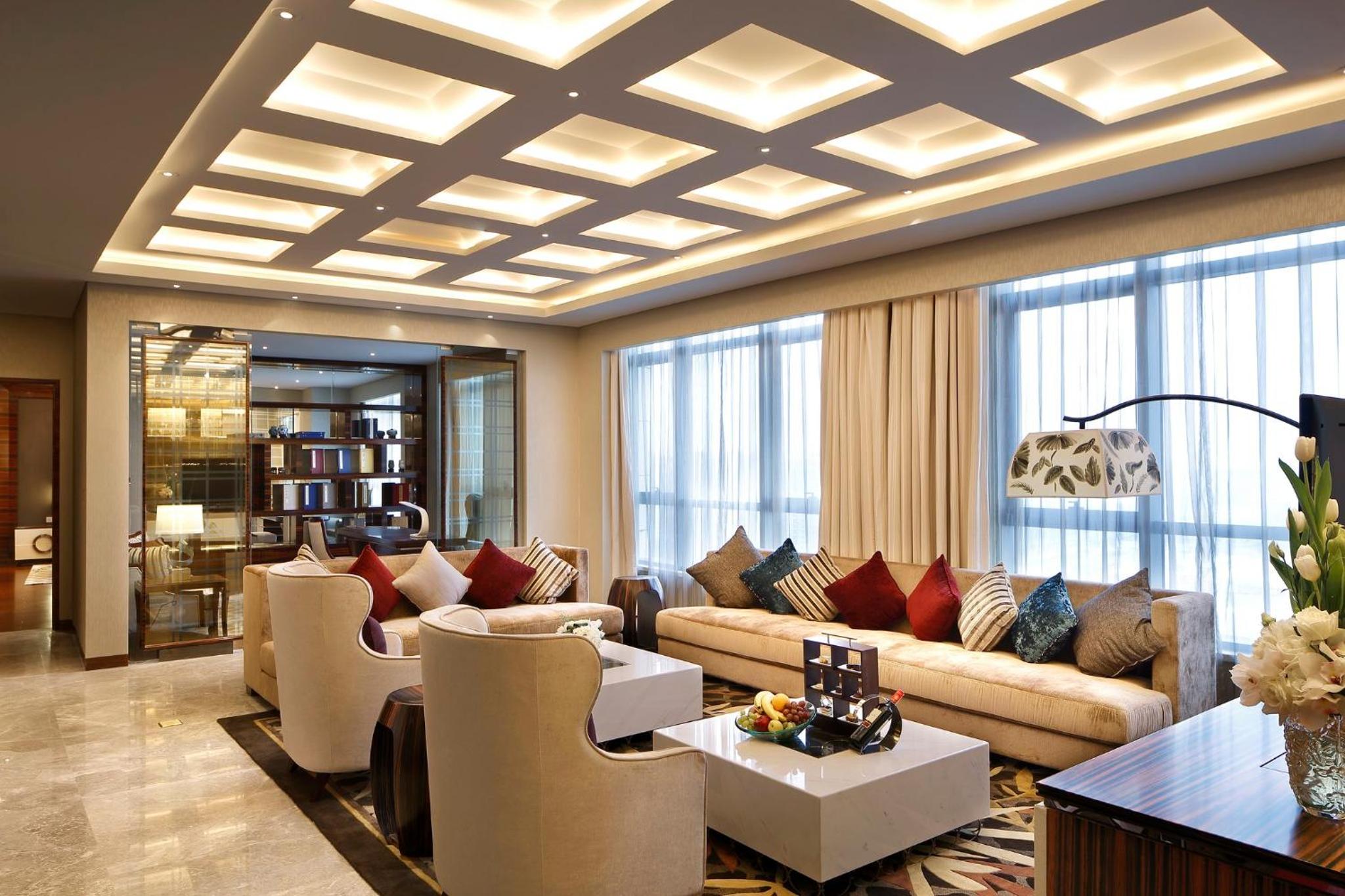Presidential King Suite