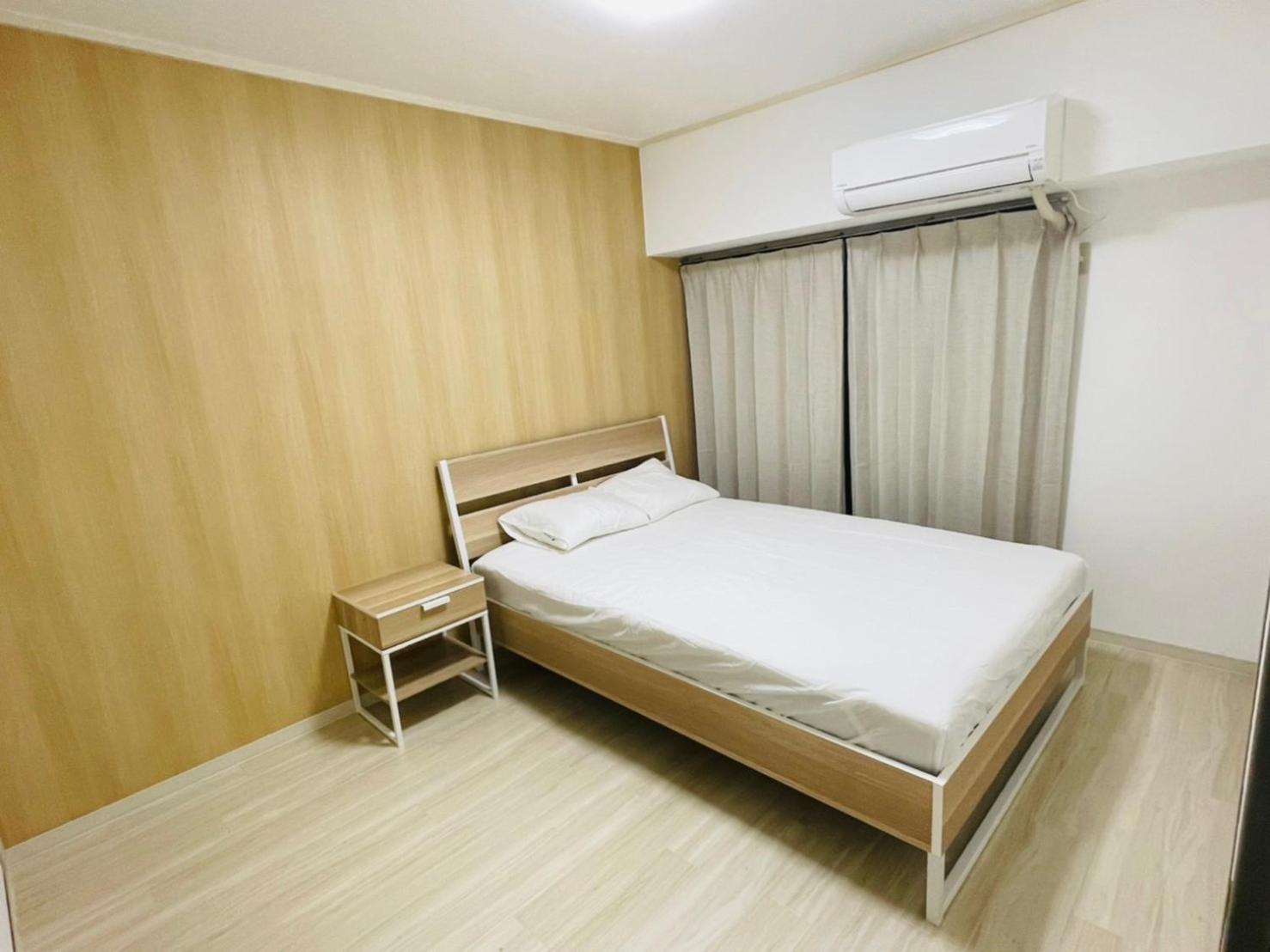 One-Bedroom Apartment photo 3