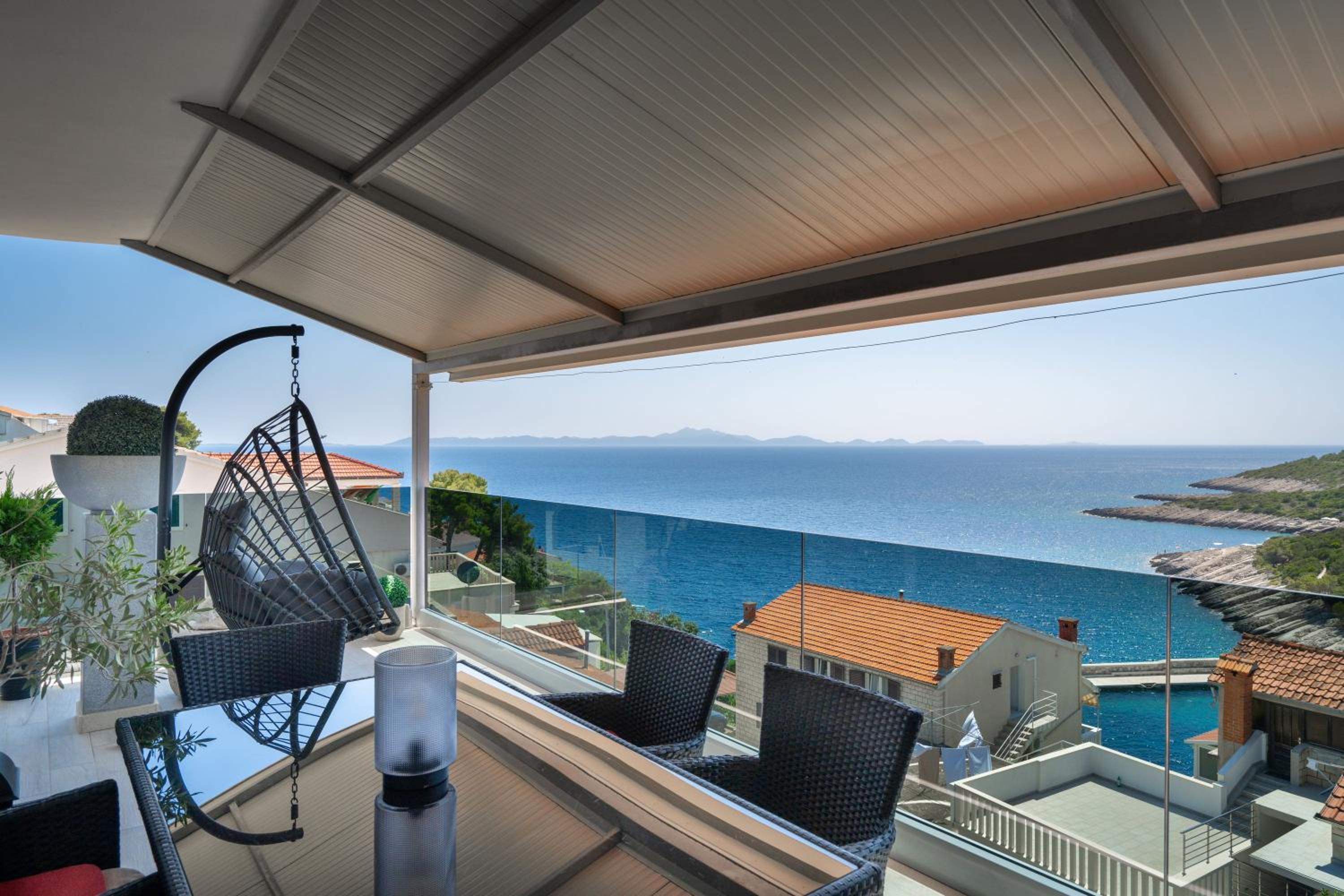 Apartment with Sea View photo 2