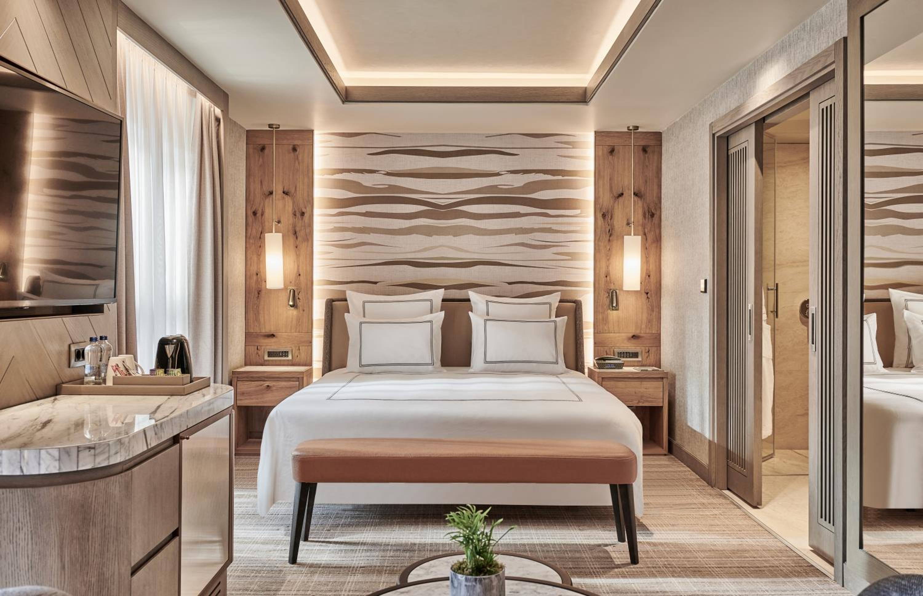 Swiss Superior Room with Forest View - Photo 4