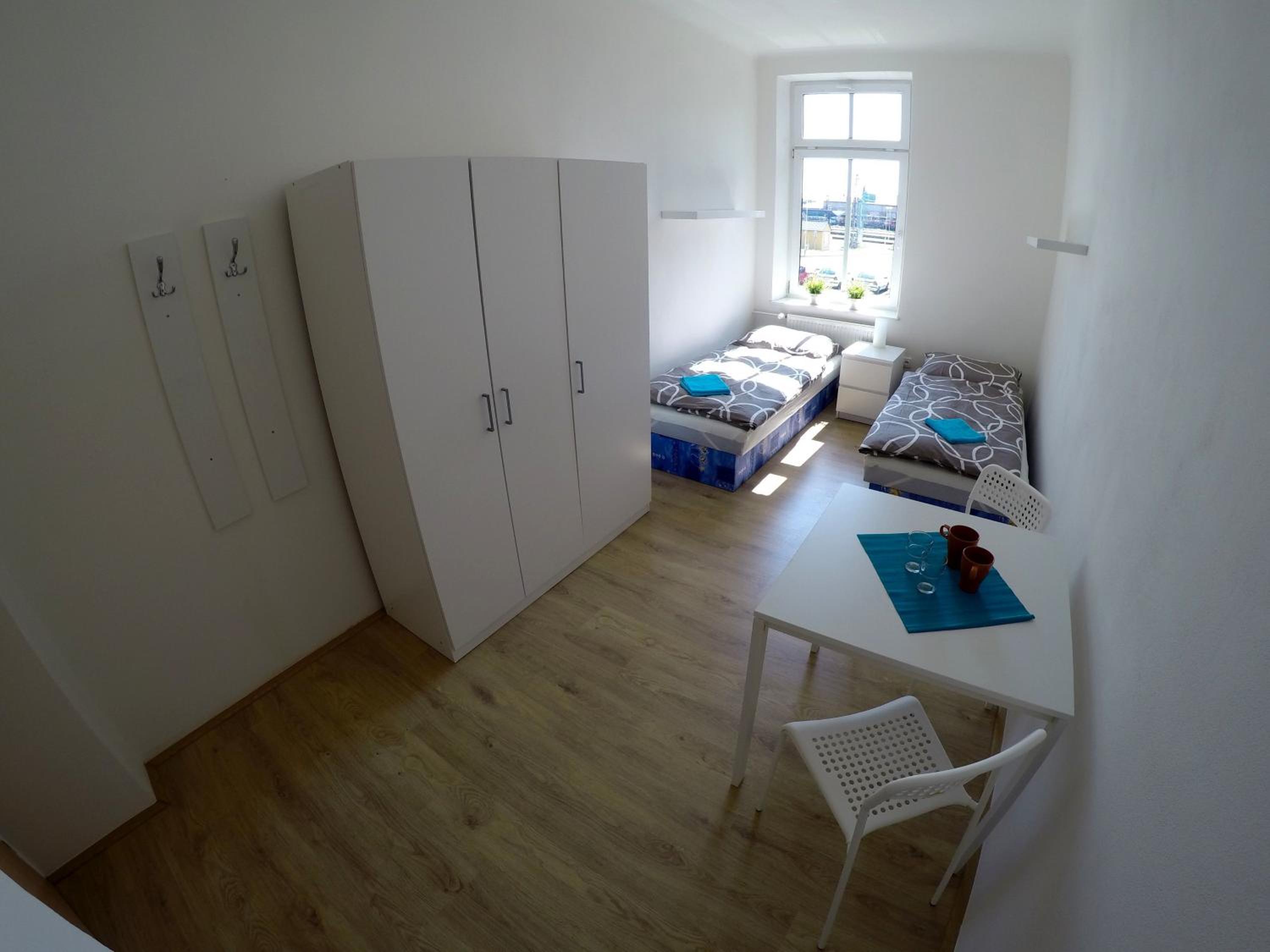 Twin Room with Shared Bathroom photo 1