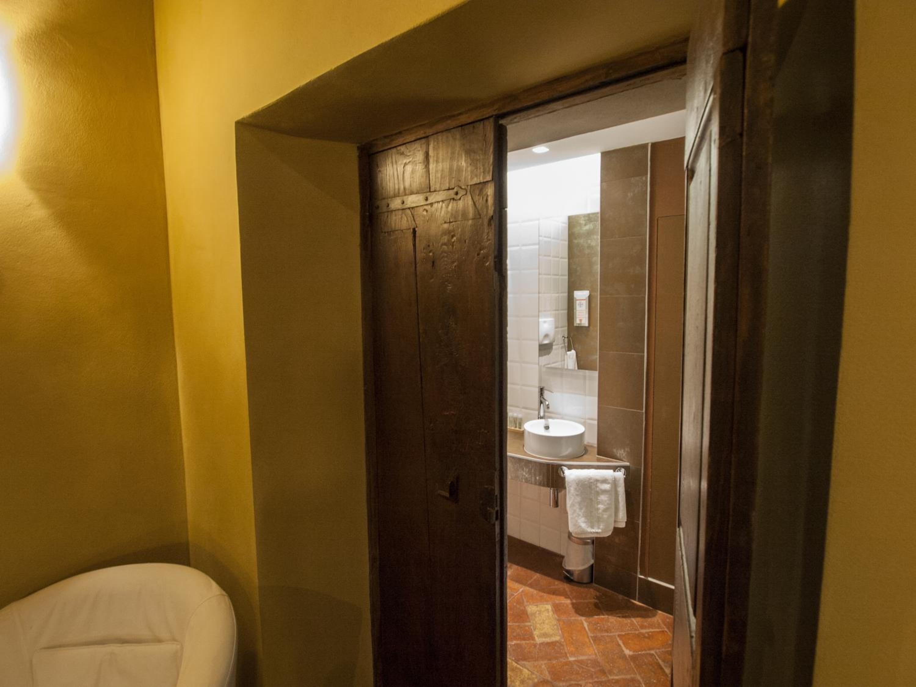 Suite with Terrace photo 2