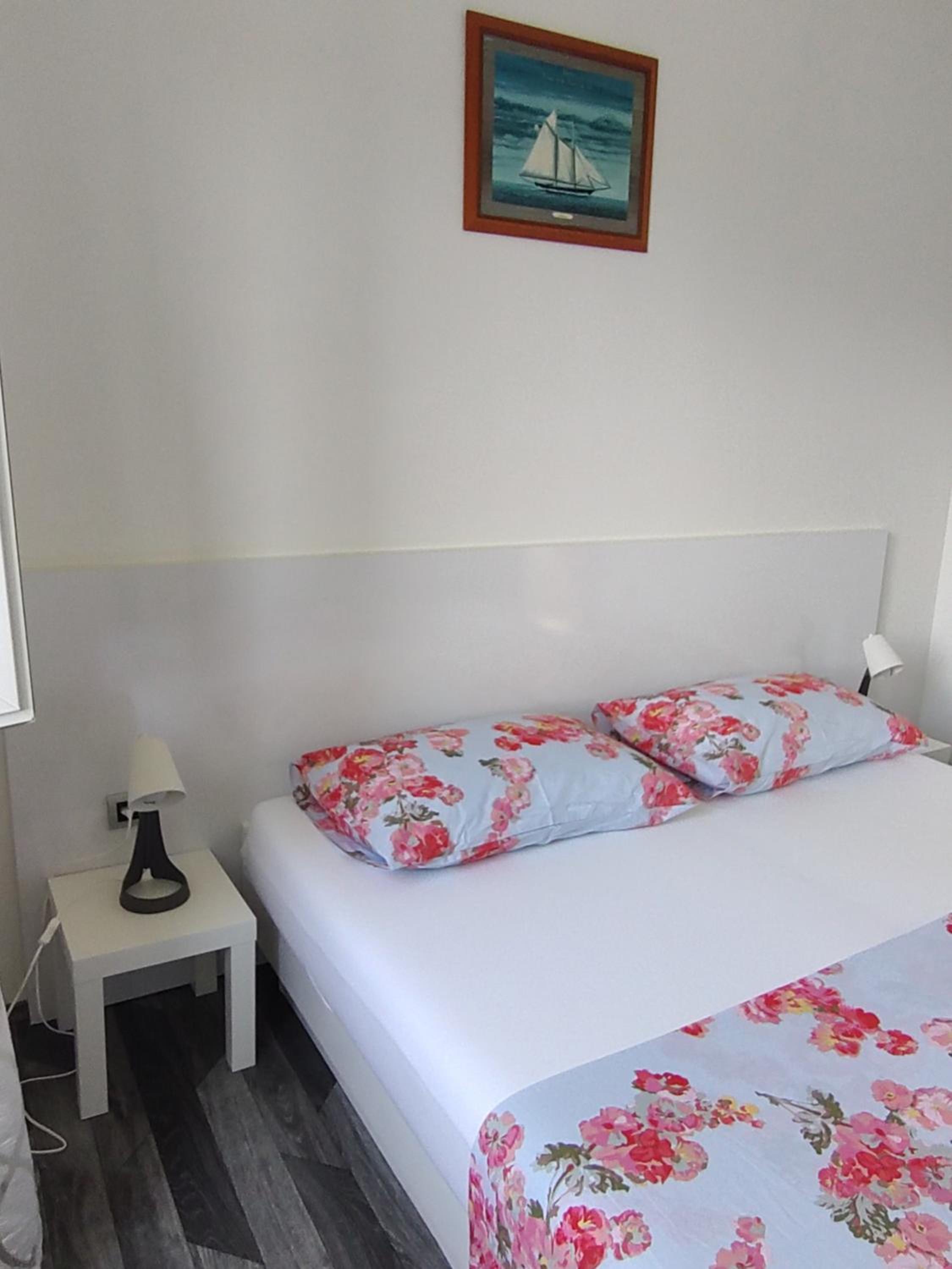 Two-Bedroom Apartment - Photo 2