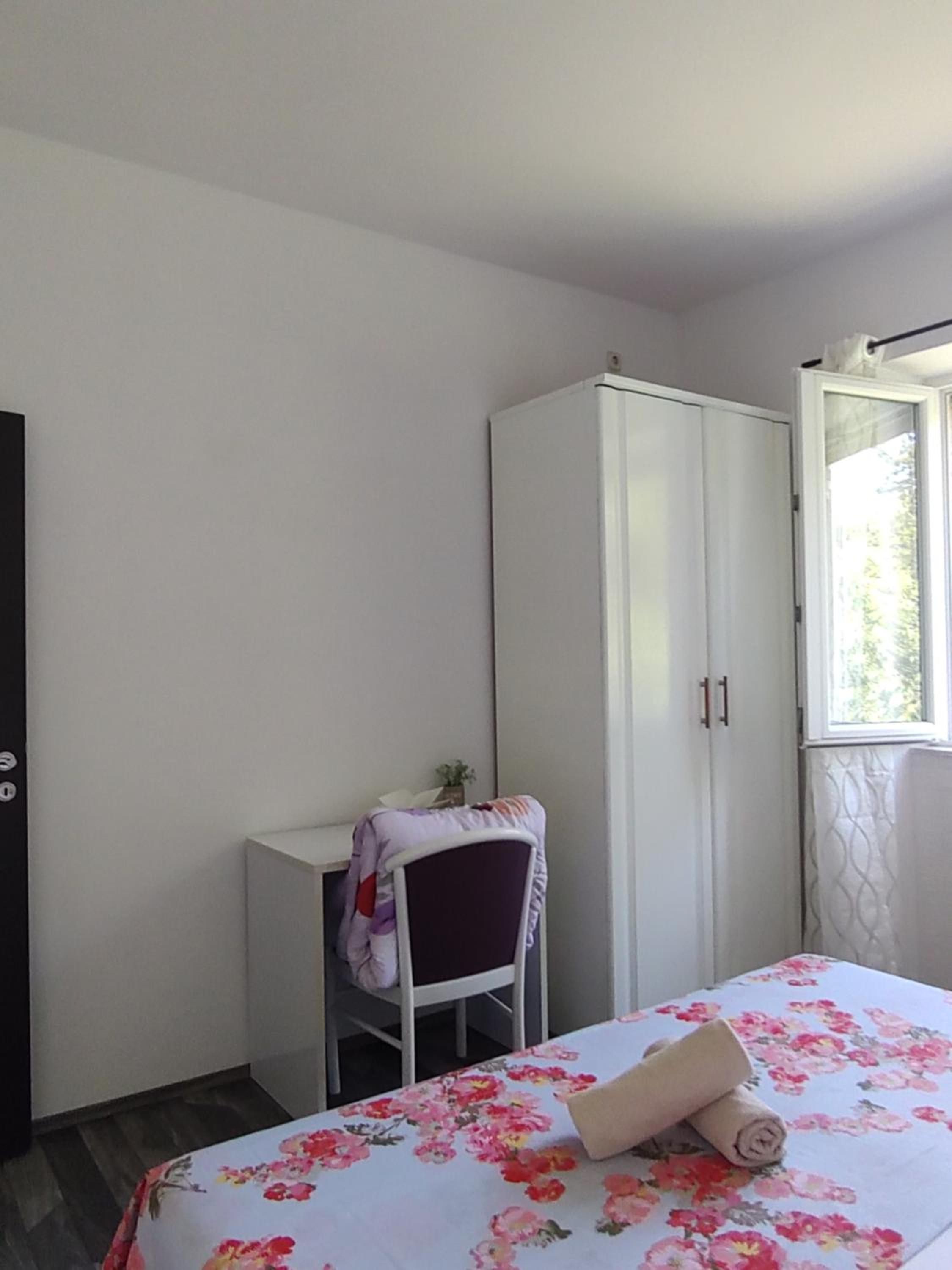 Two-Bedroom Apartment - Photo 11
