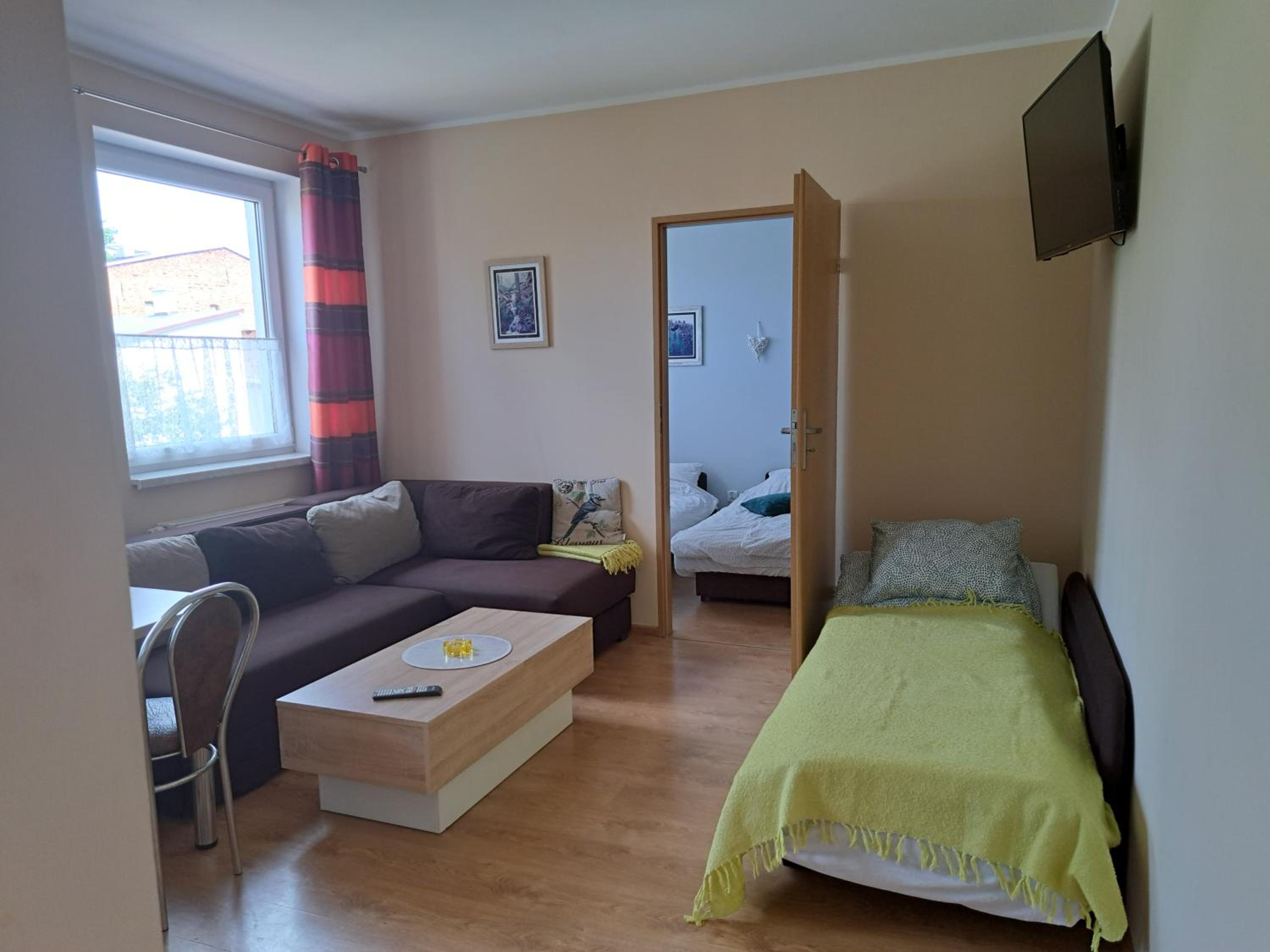One-Bedroom Apartment - Photo 5