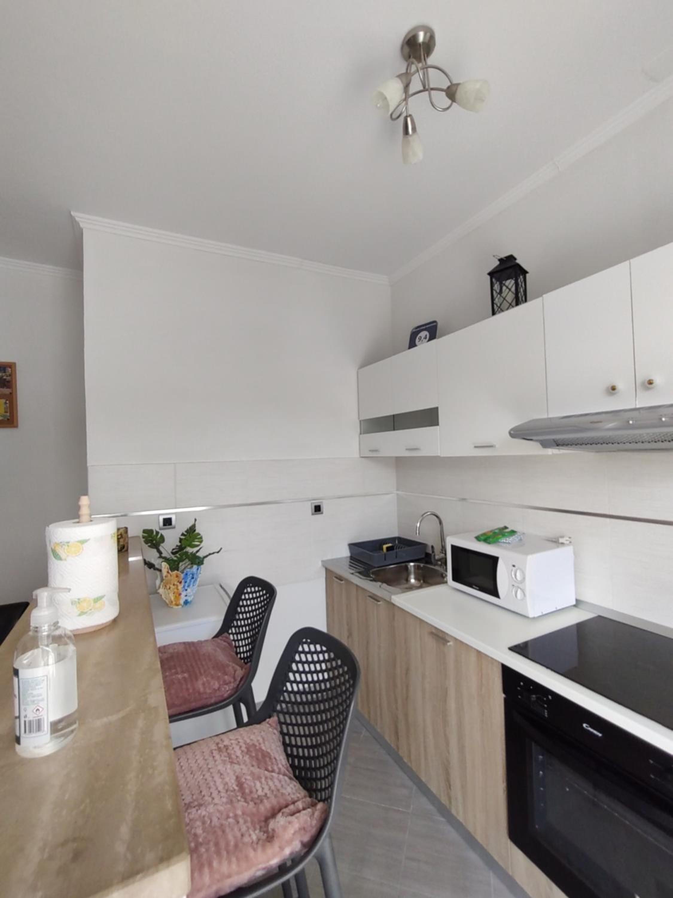 Two-Bedroom Apartment - Photo 8