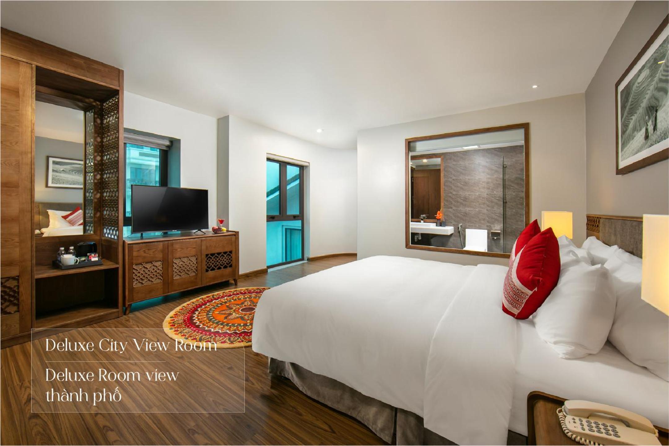 Special Offer - Deluxe Double With City View - Photo 1