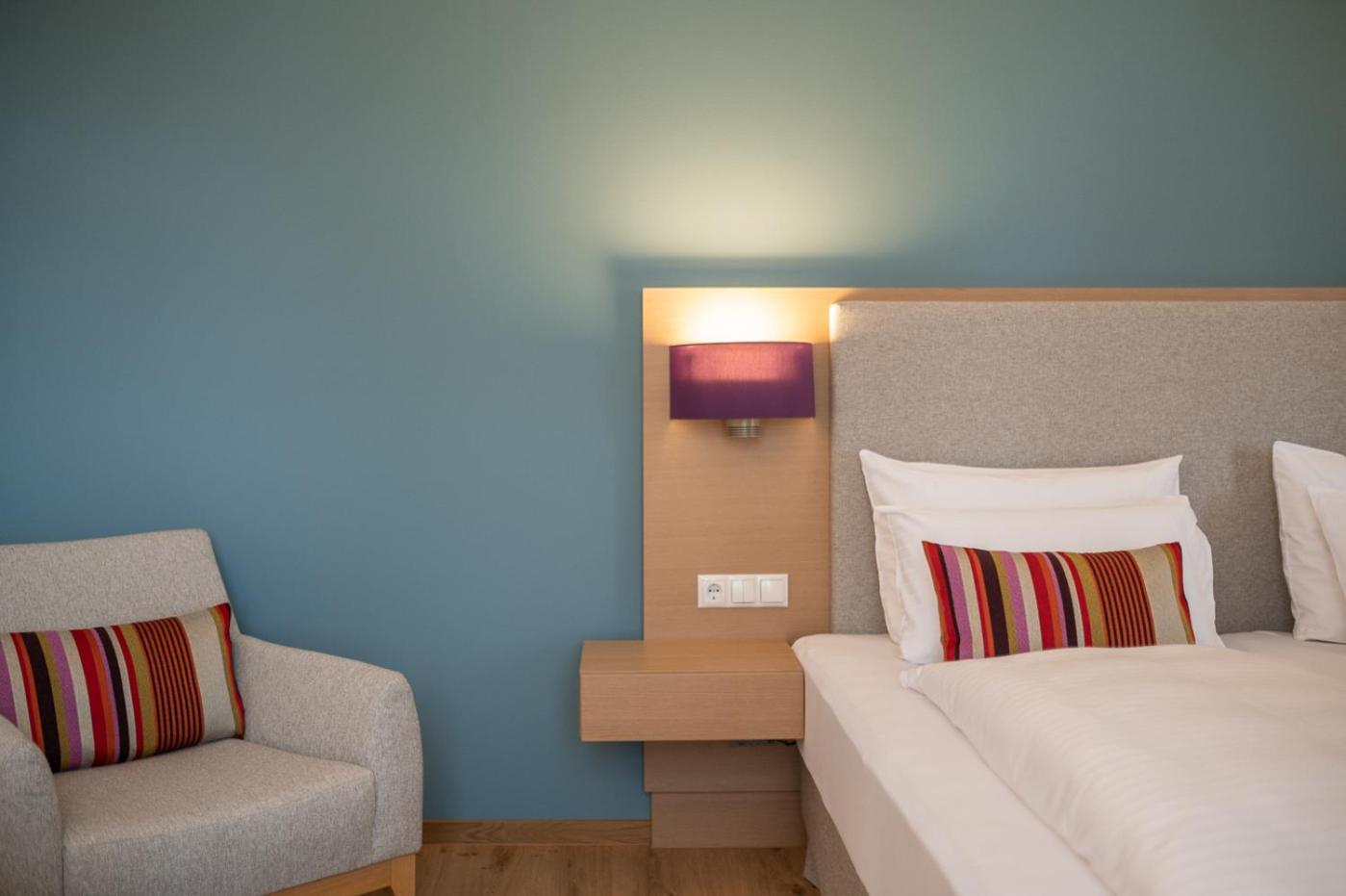 Comfort Double Room with Lake View - Photo 5