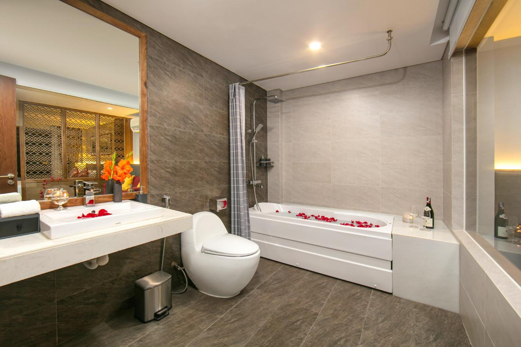 Special Offer - Premium Balcony With Mountain View - Photo 4