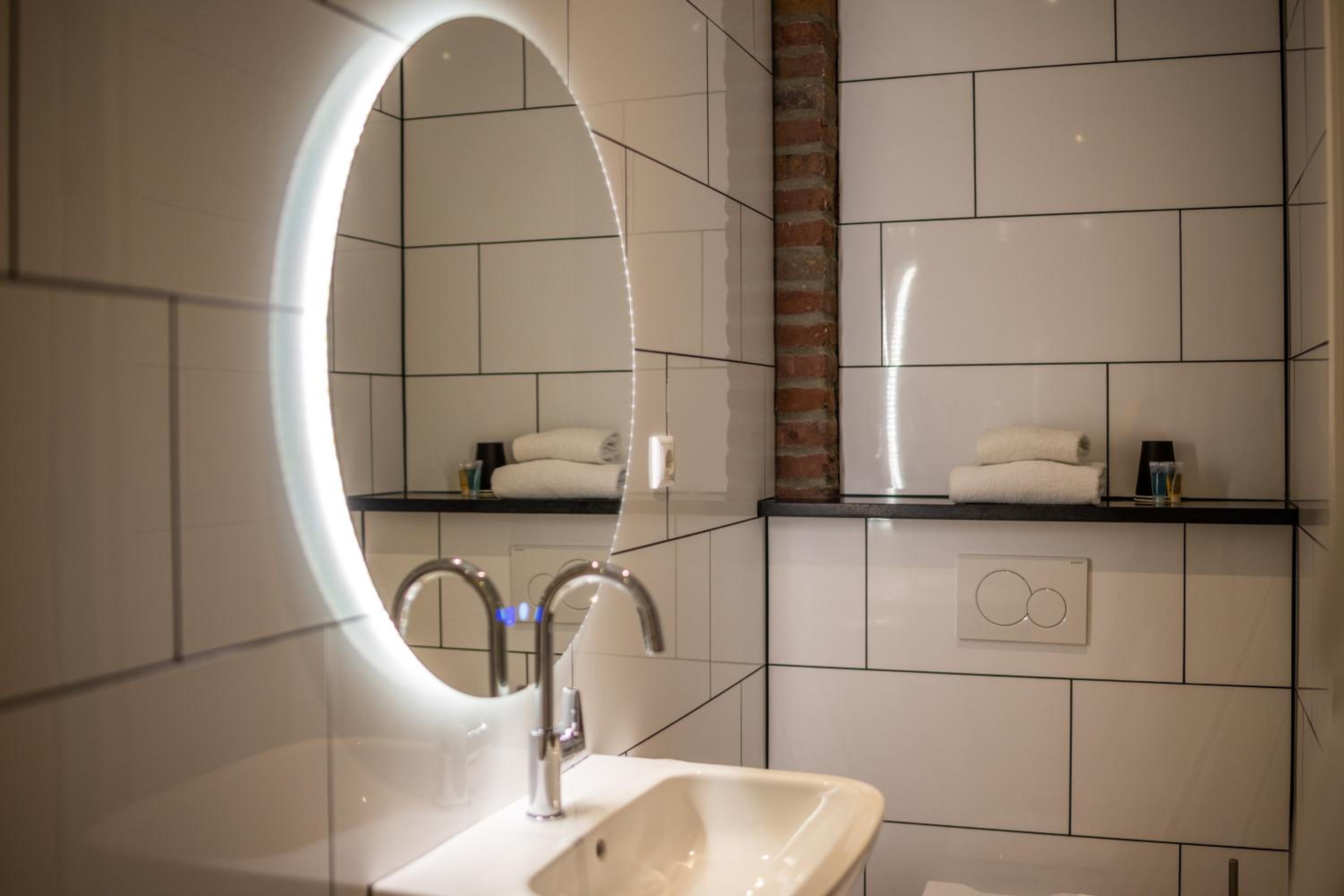 Standard Double or Twin Room photo 2