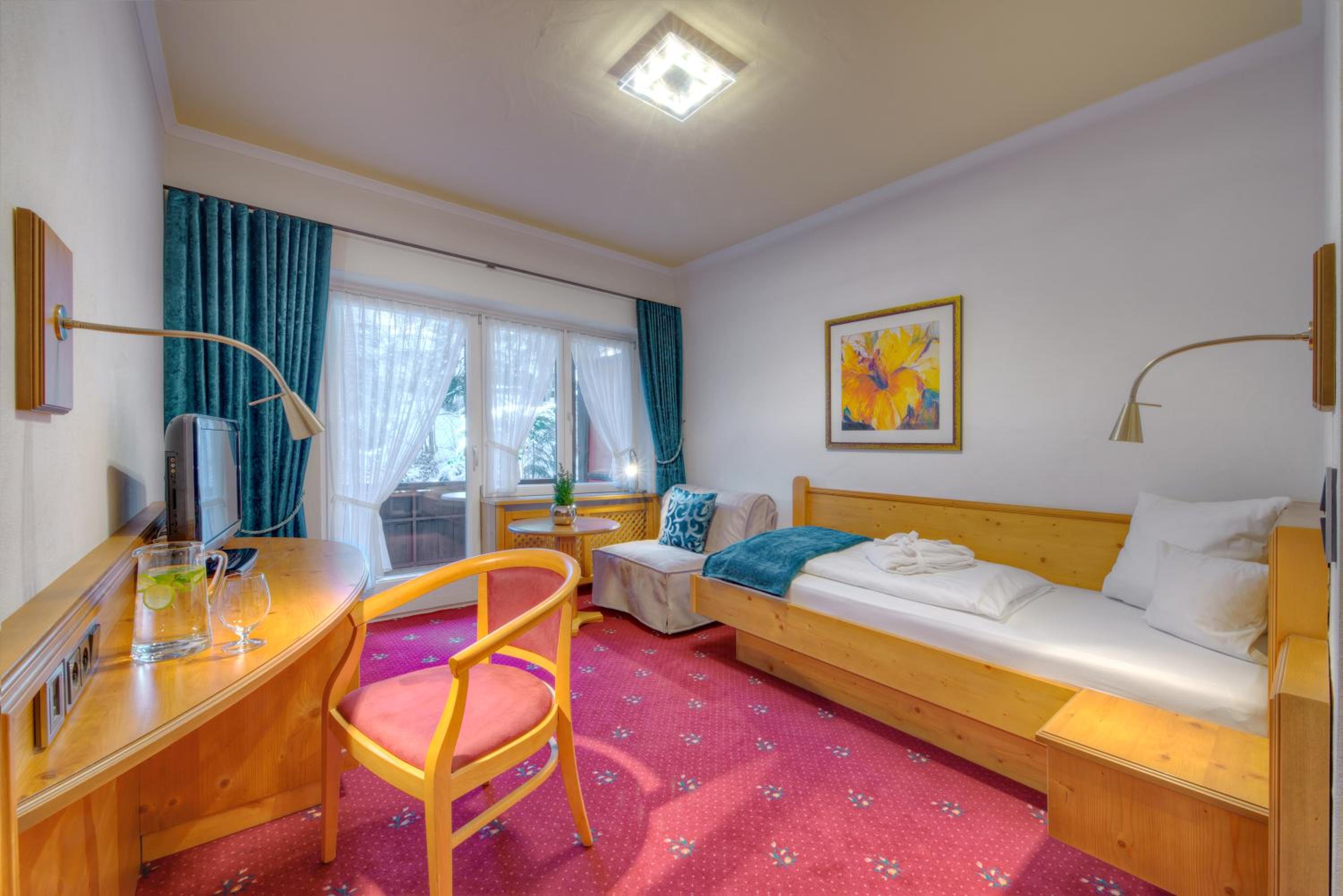 Single Room photo 2