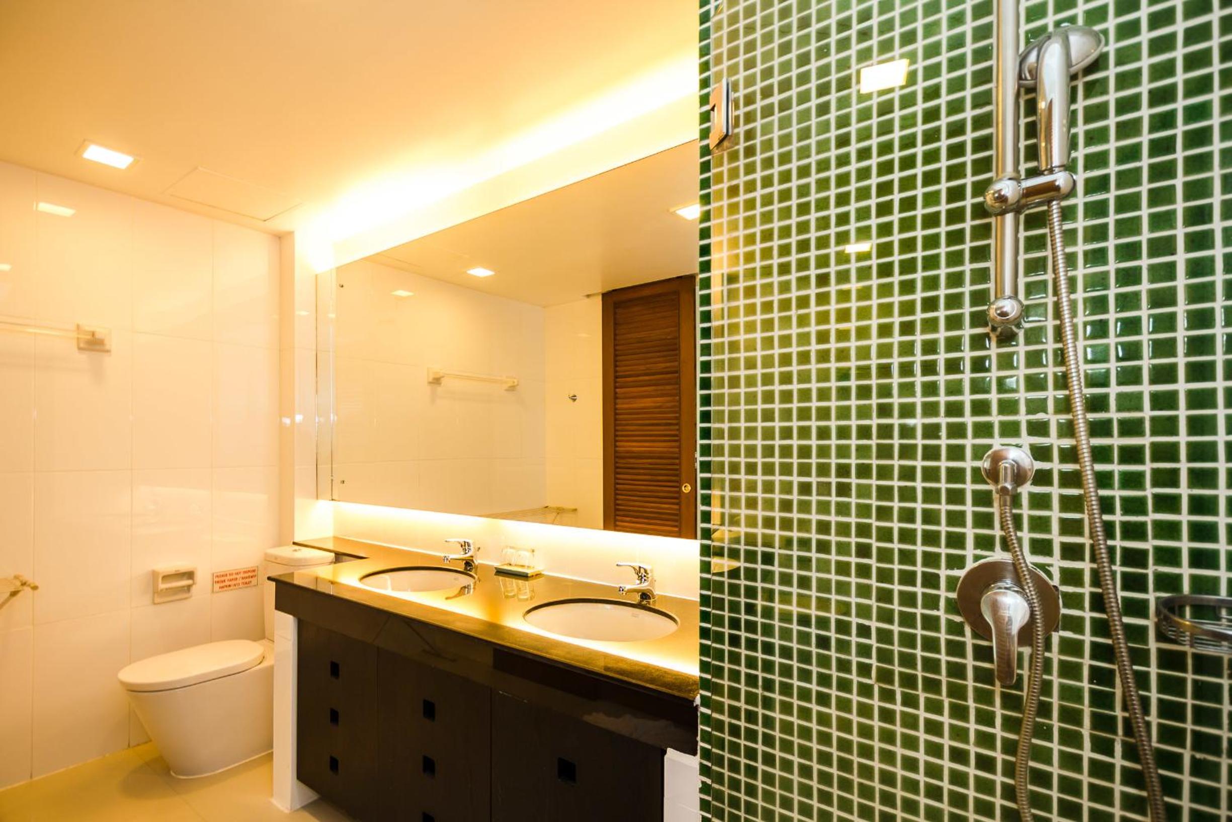 Jane Select - 3 Bedroom Villa with Private Pool - Photo 14