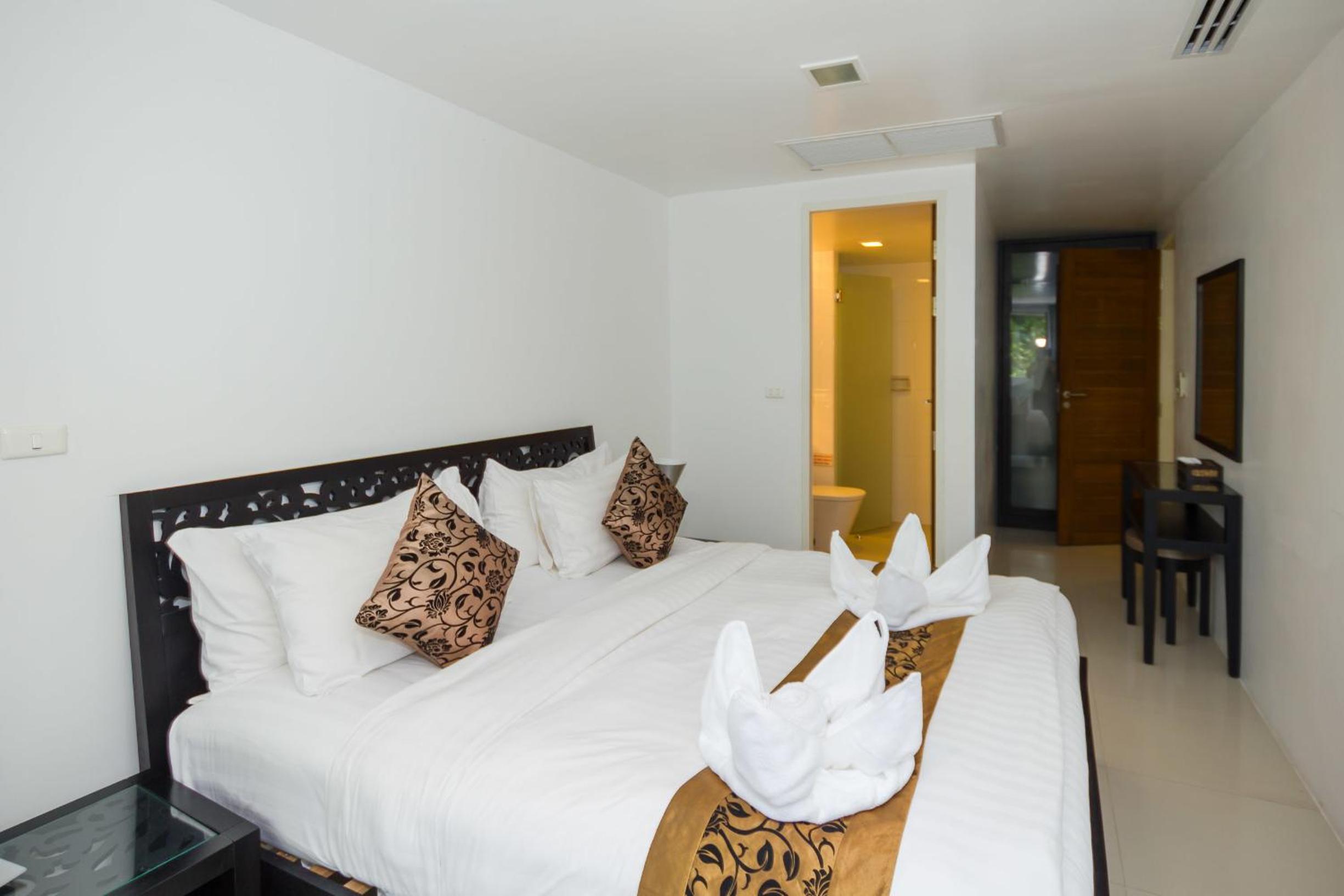 Jane Select - 3 Bedroom Villa with Private Pool - Photo 6