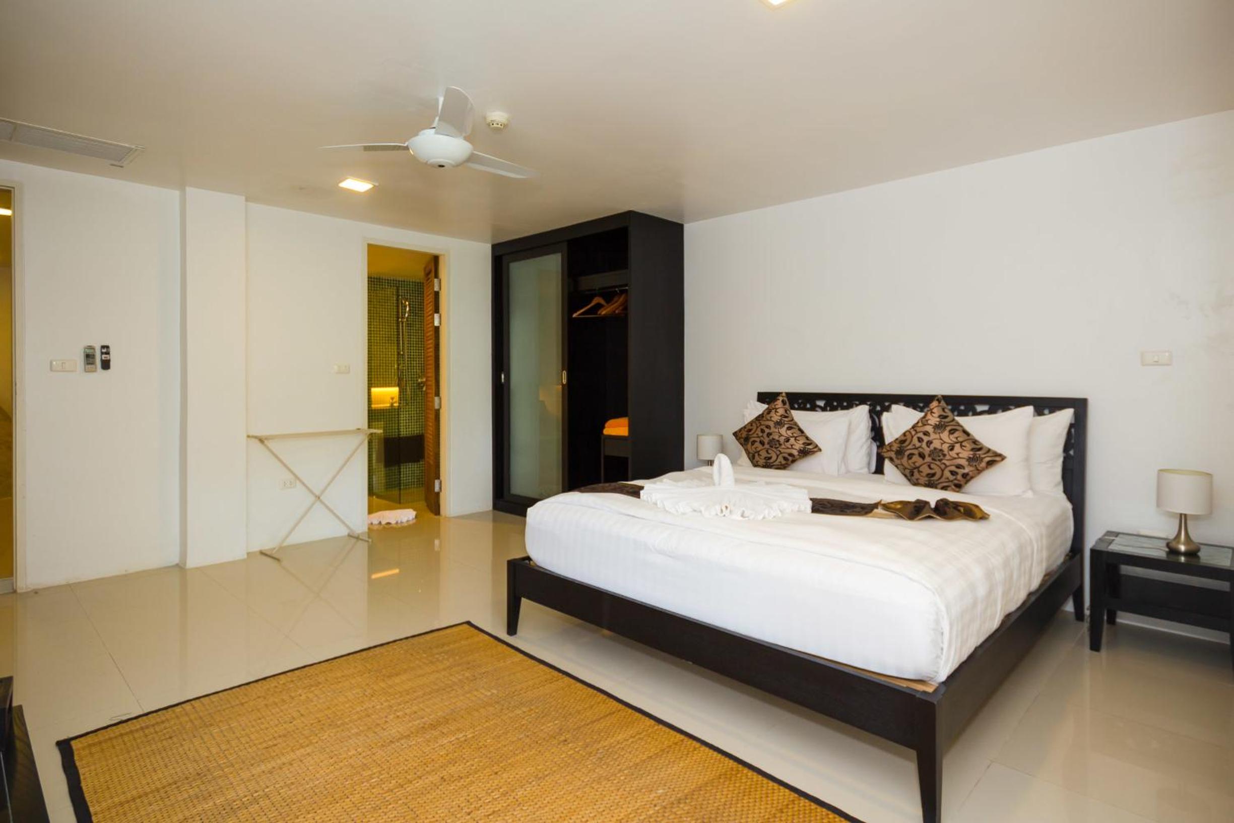Jane Select - 3 Bedroom Villa with Private Pool - Photo 2