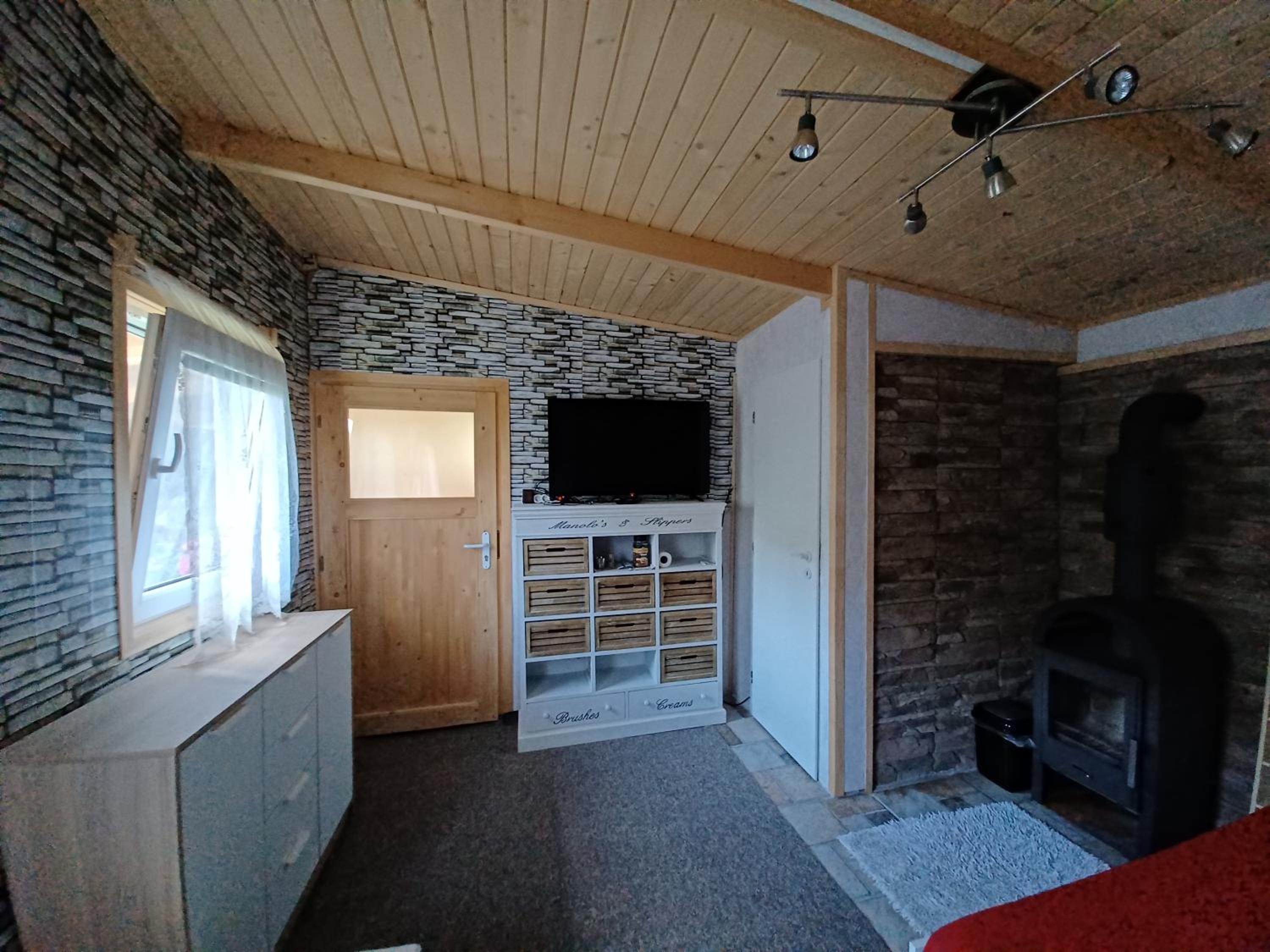 One-Bedroom Cottage