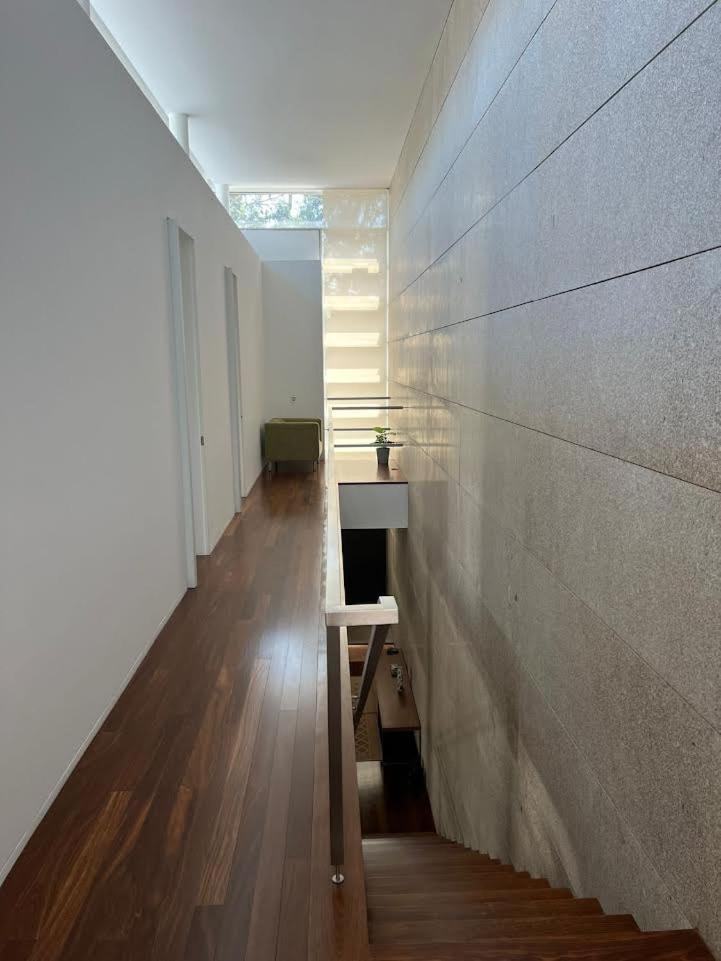Three-Bedroom House photo 3