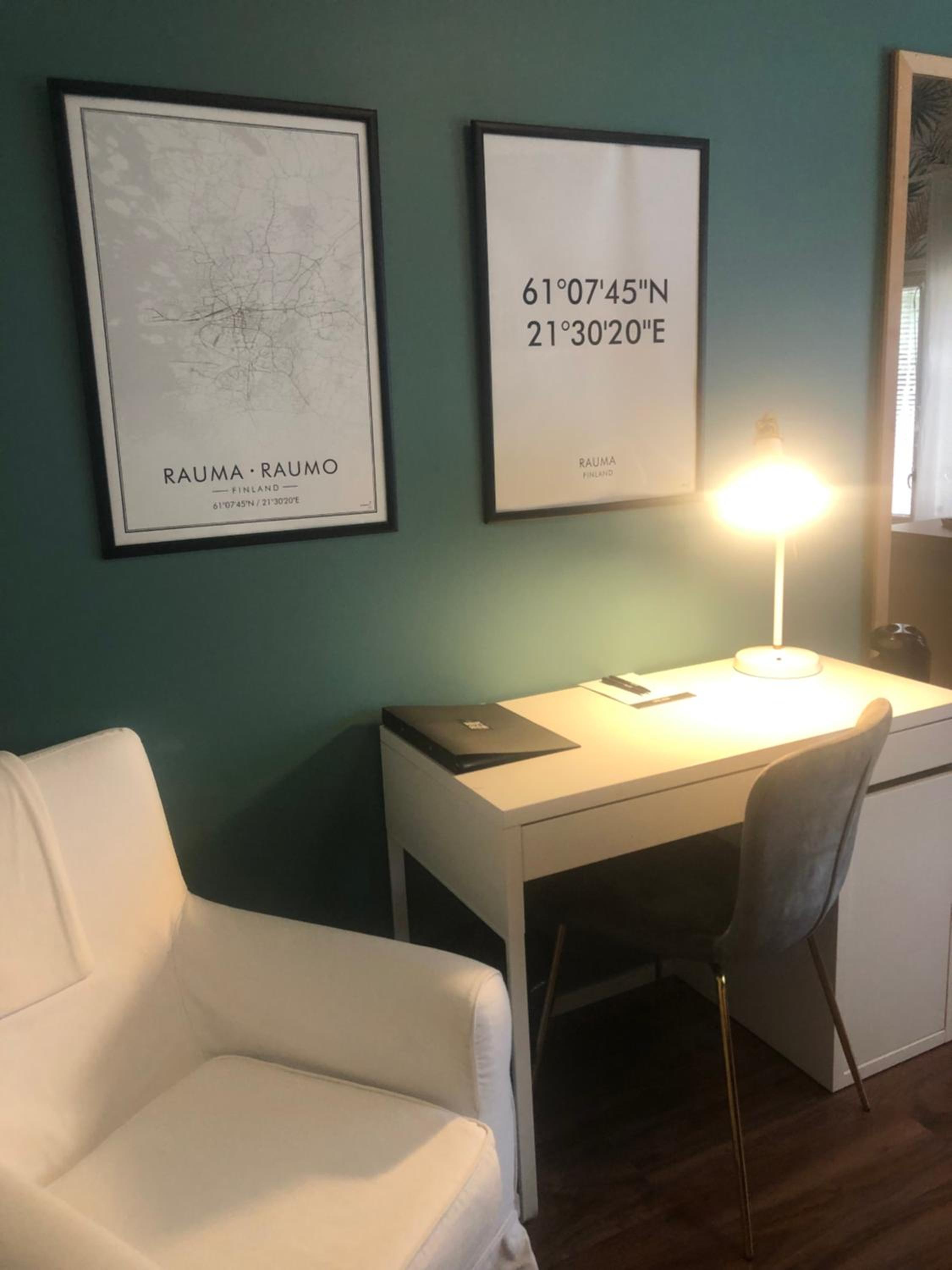 Twin Room - Photo 4