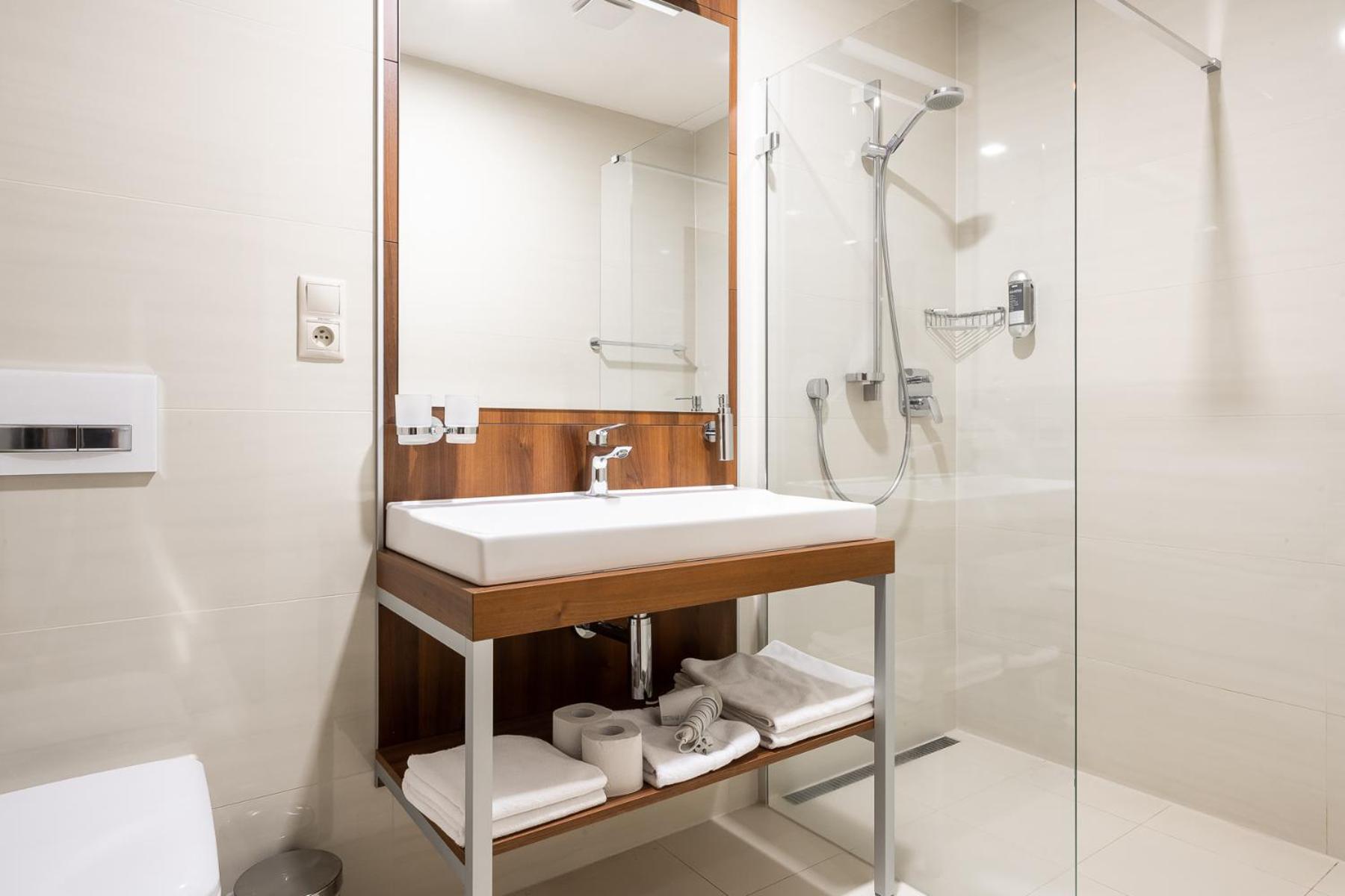 Superior Double Room - Photo 8