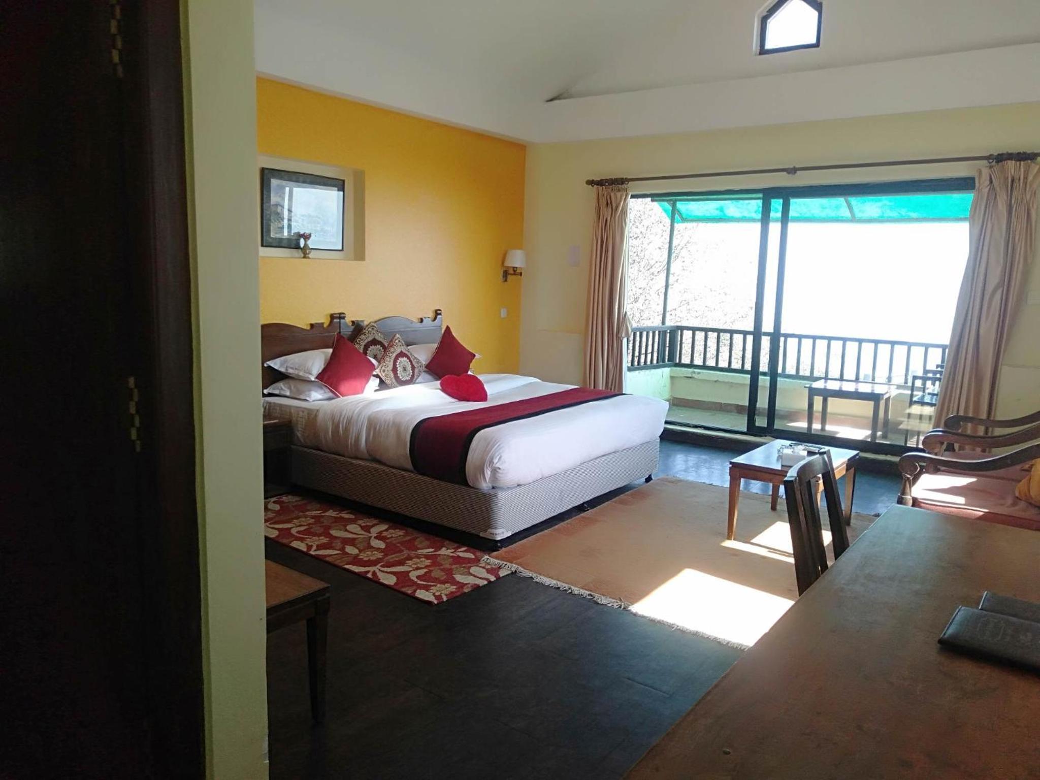 Deluxe King Room
