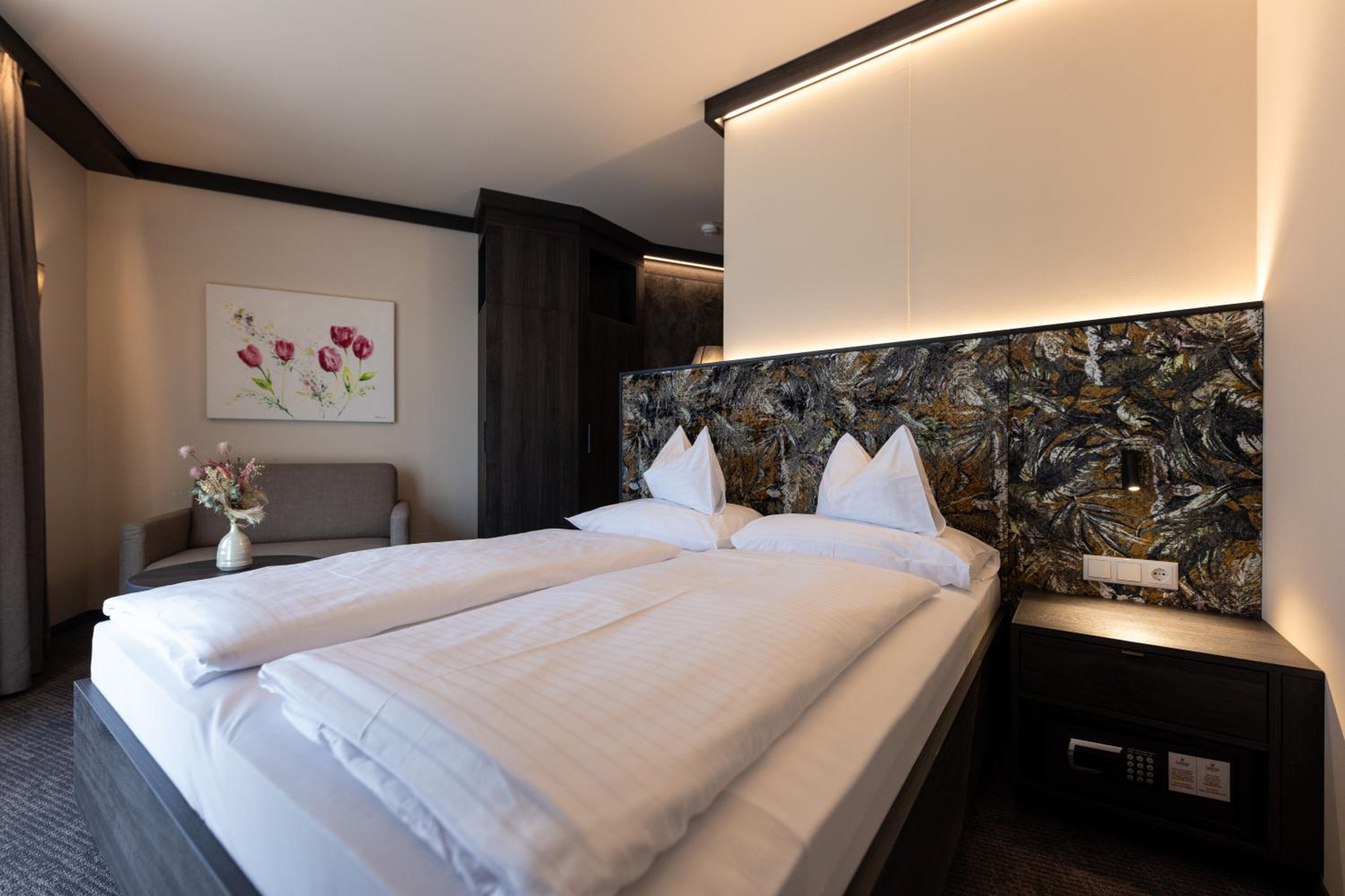  Classic Double Room with Balcony and Thermal Bath Access photo 2