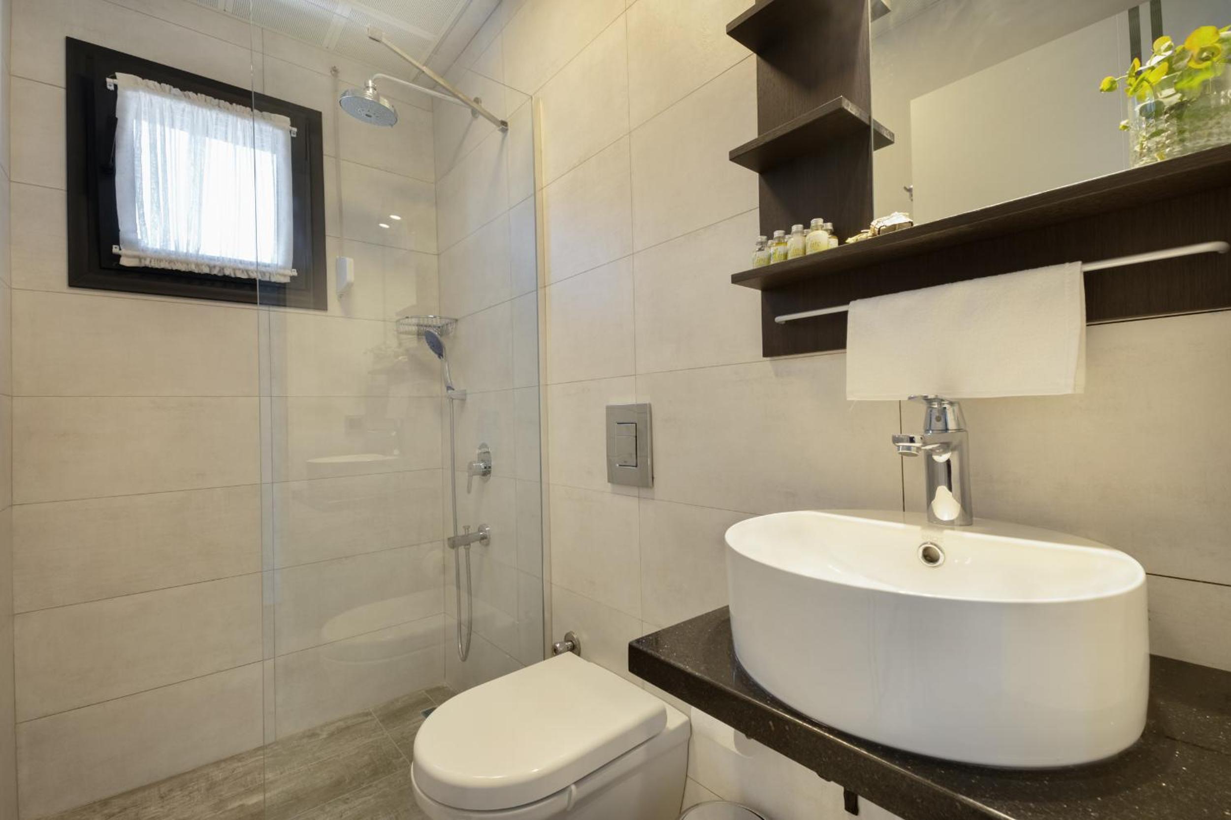 Double Room with Patio photo 2