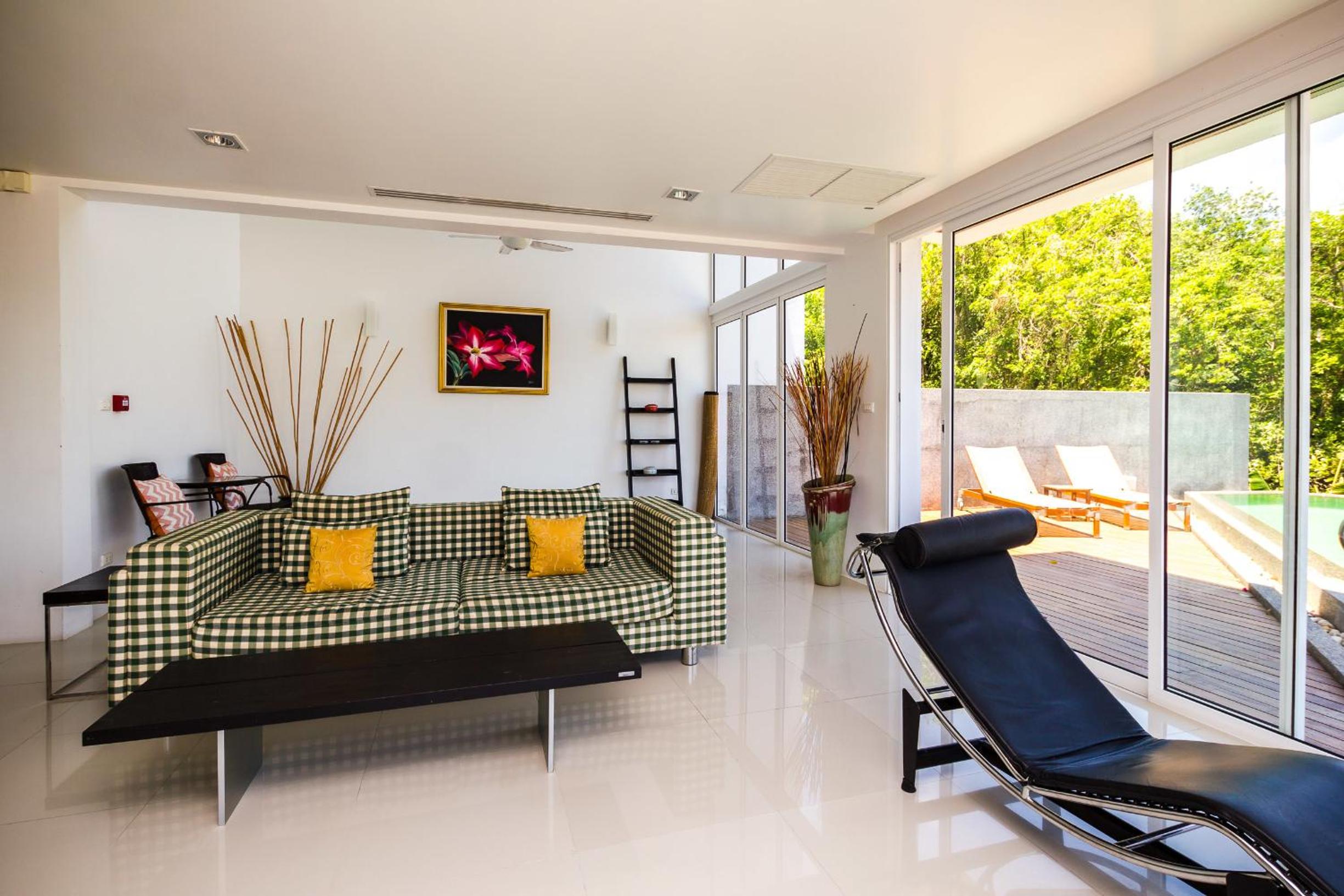 Jane Touch - 3 Bedroom Villa with Private Pool - Photo 16