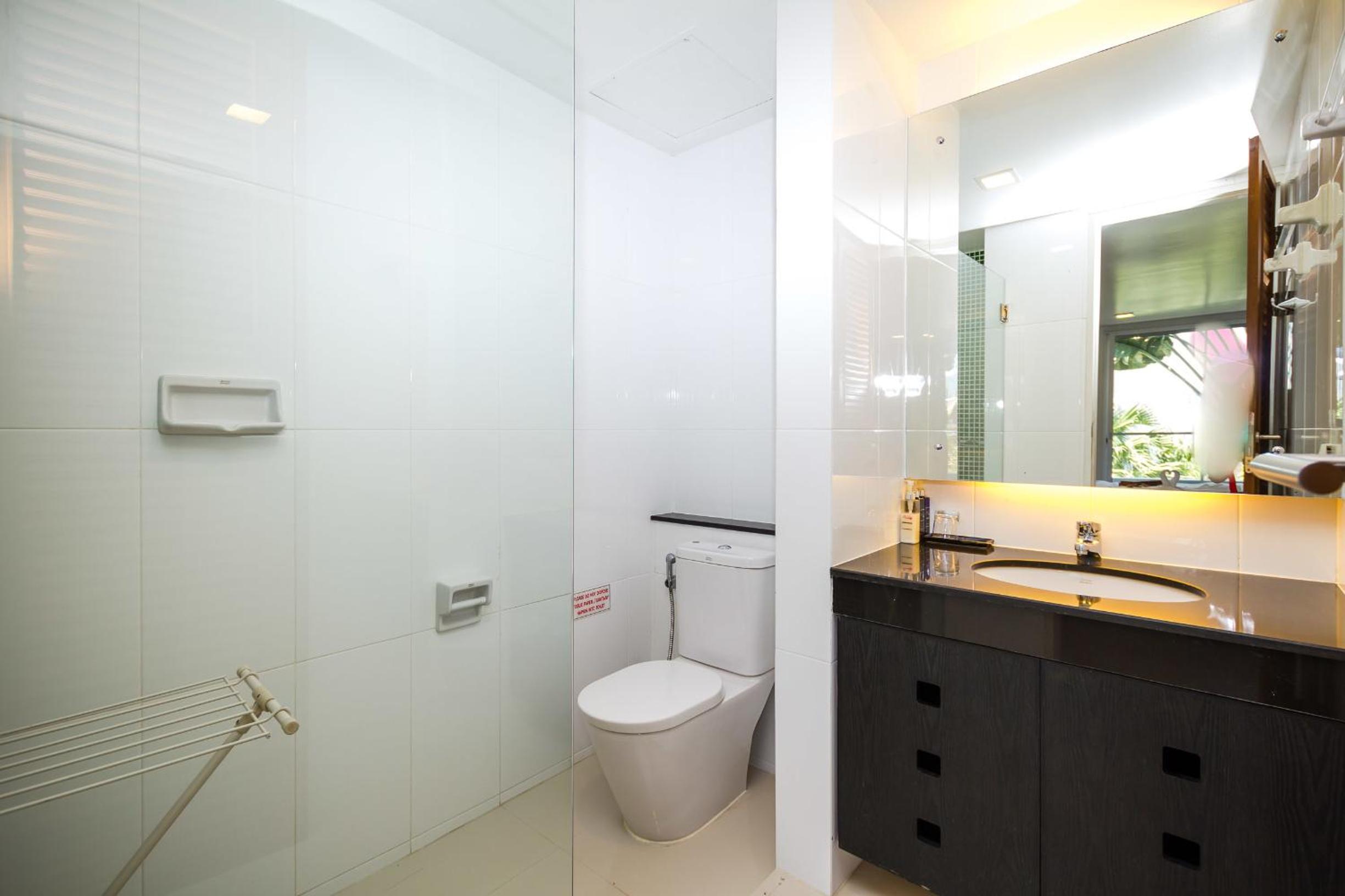 Jane Touch - 3 Bedroom Villa with Private Pool - Photo 2