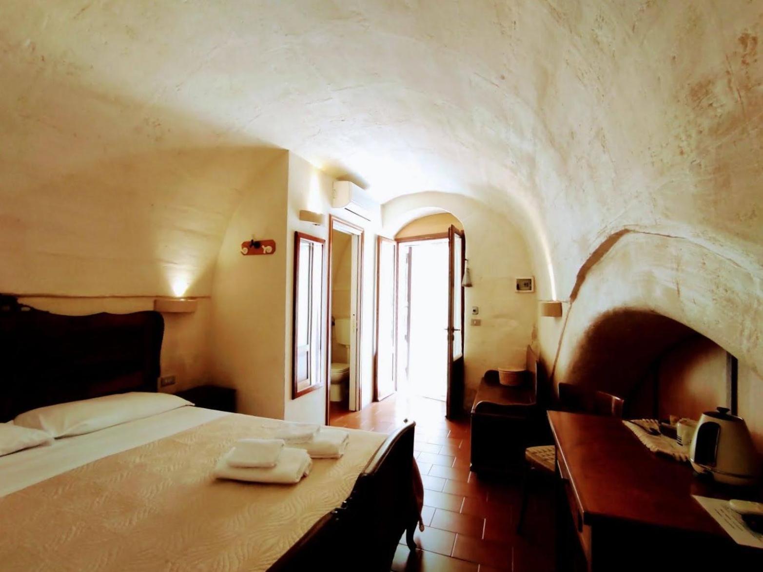 Standard Double Room - Dependence - Photo 4