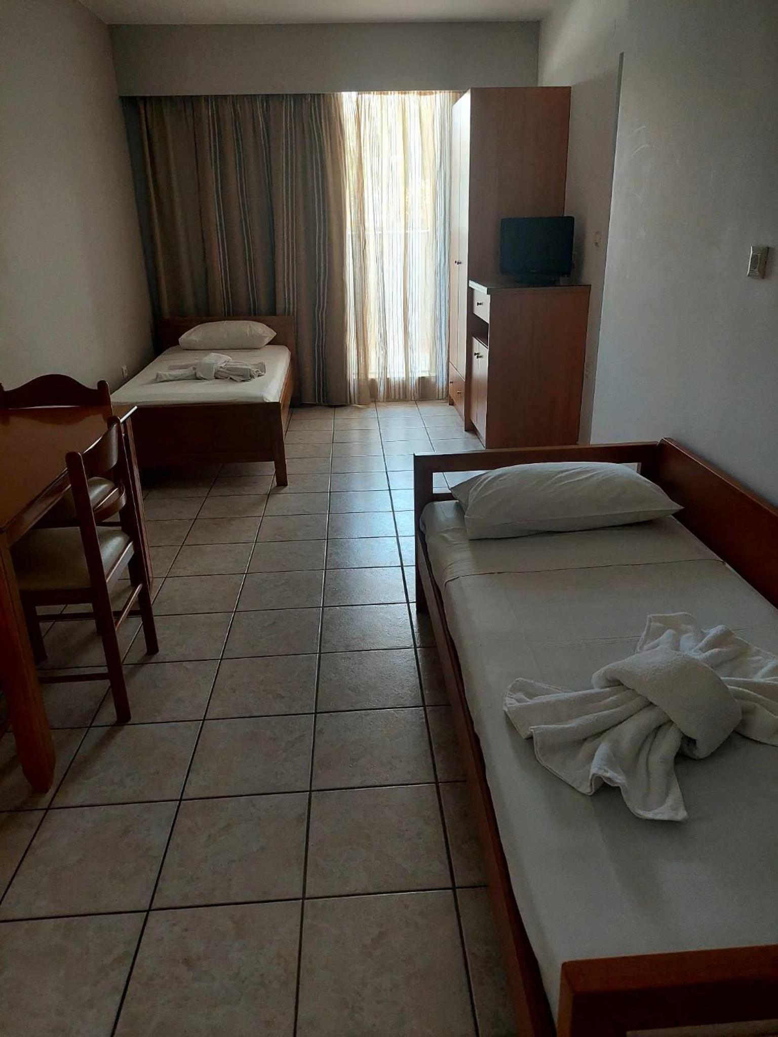 One-Bedroom Apartment (4 Adults)