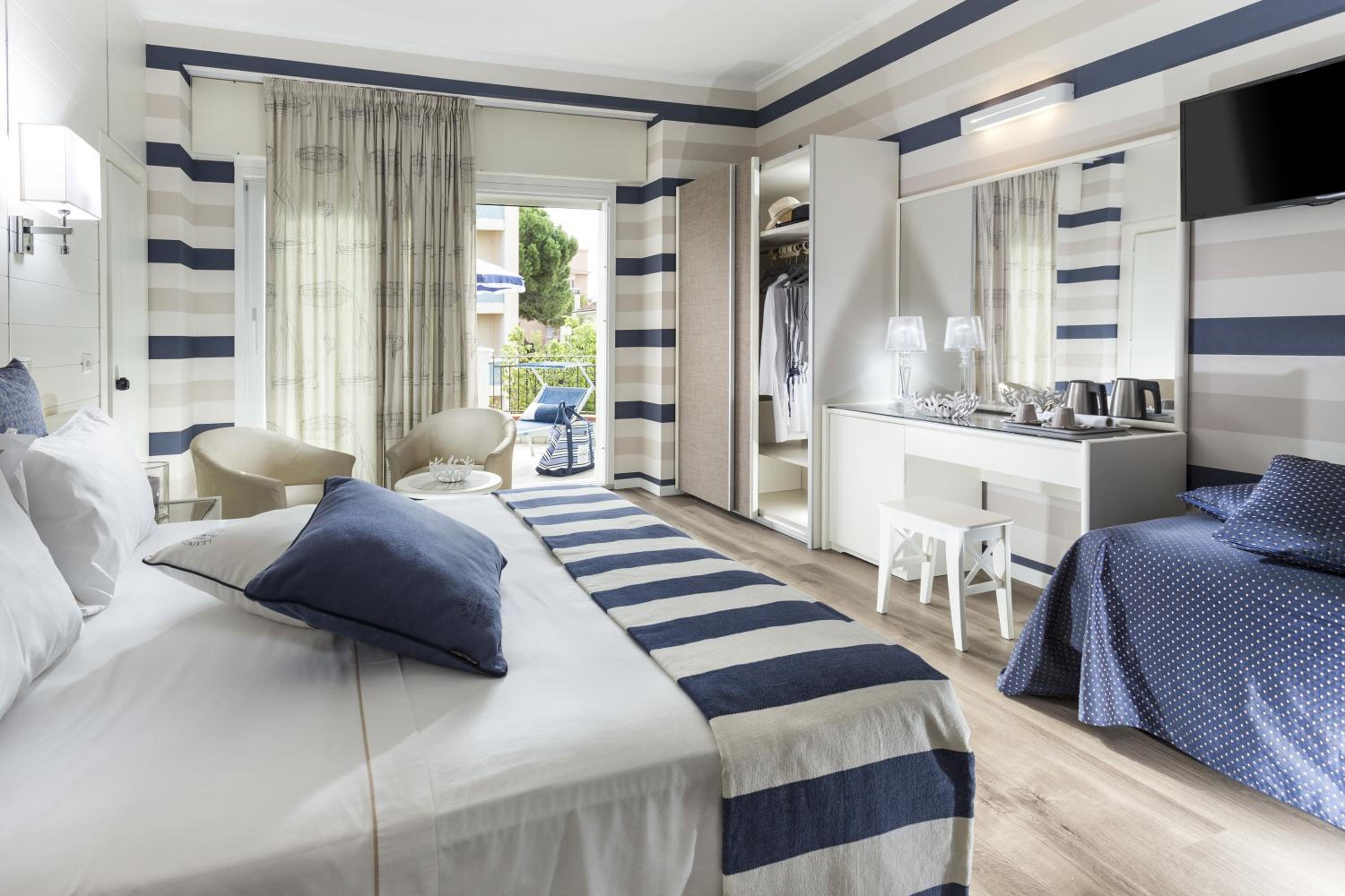 Junior Suite with Balcony