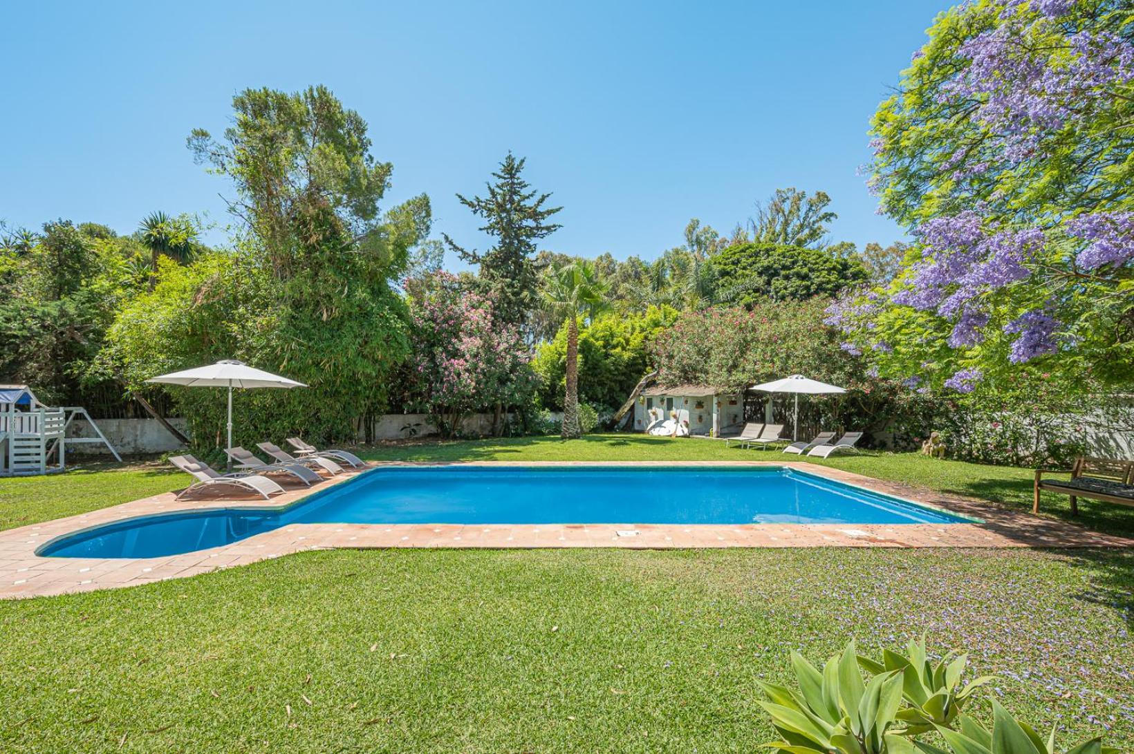 Villa photo 3