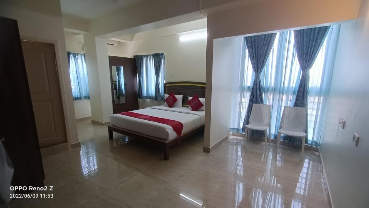 Deluxe Room - Photo 1