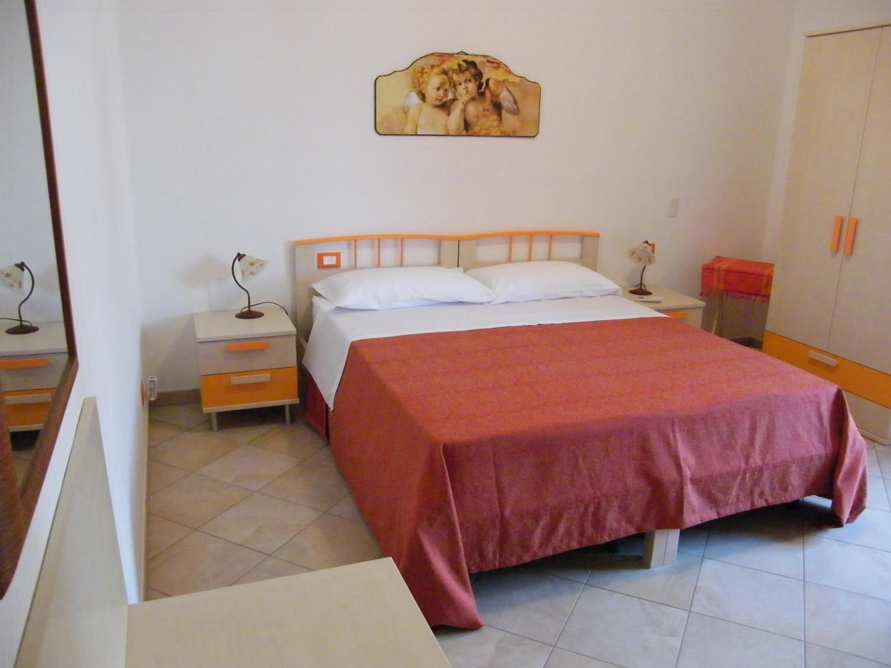 Classic Triple Room photo 1