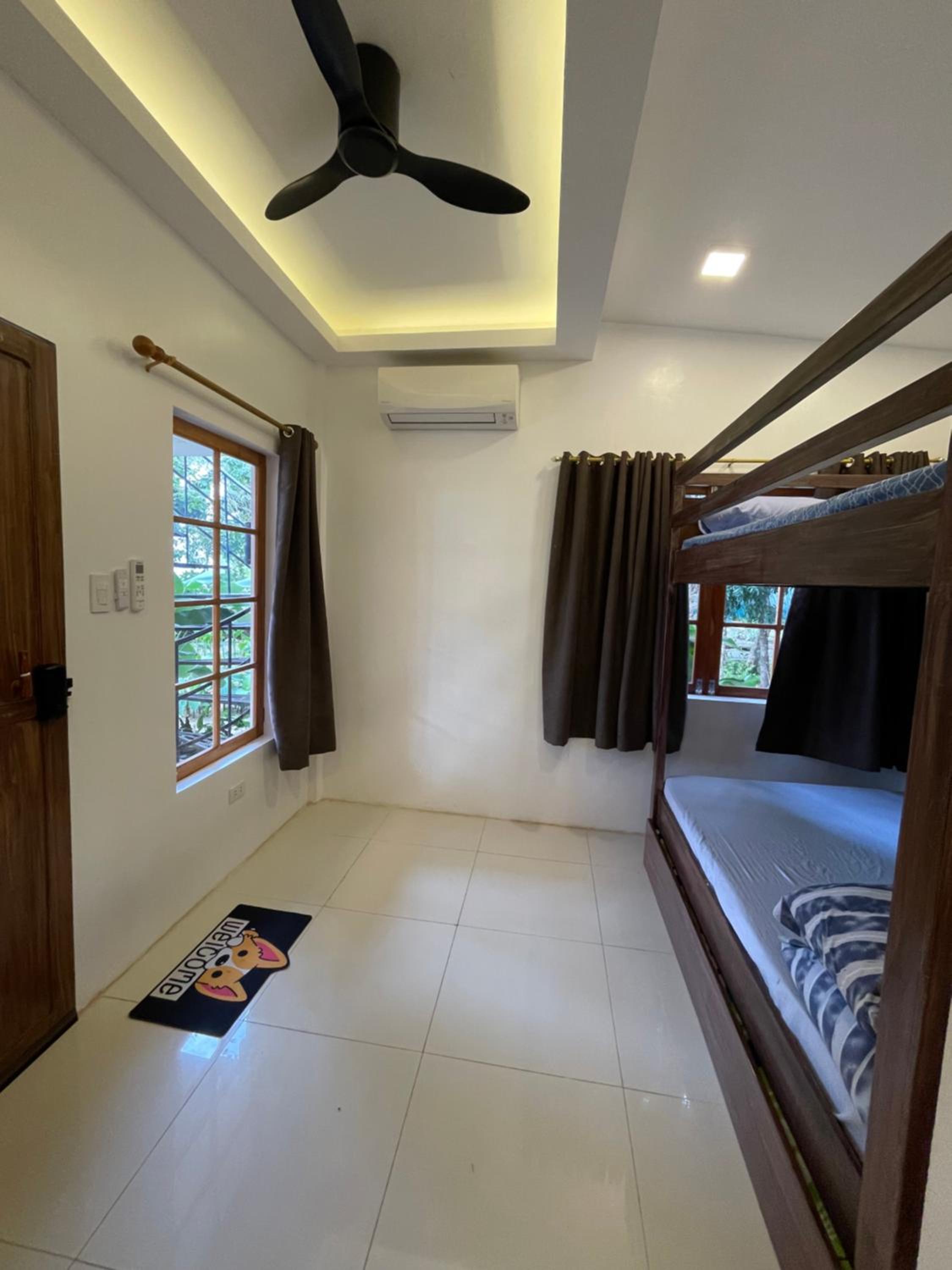Family Room With Shower photo 1