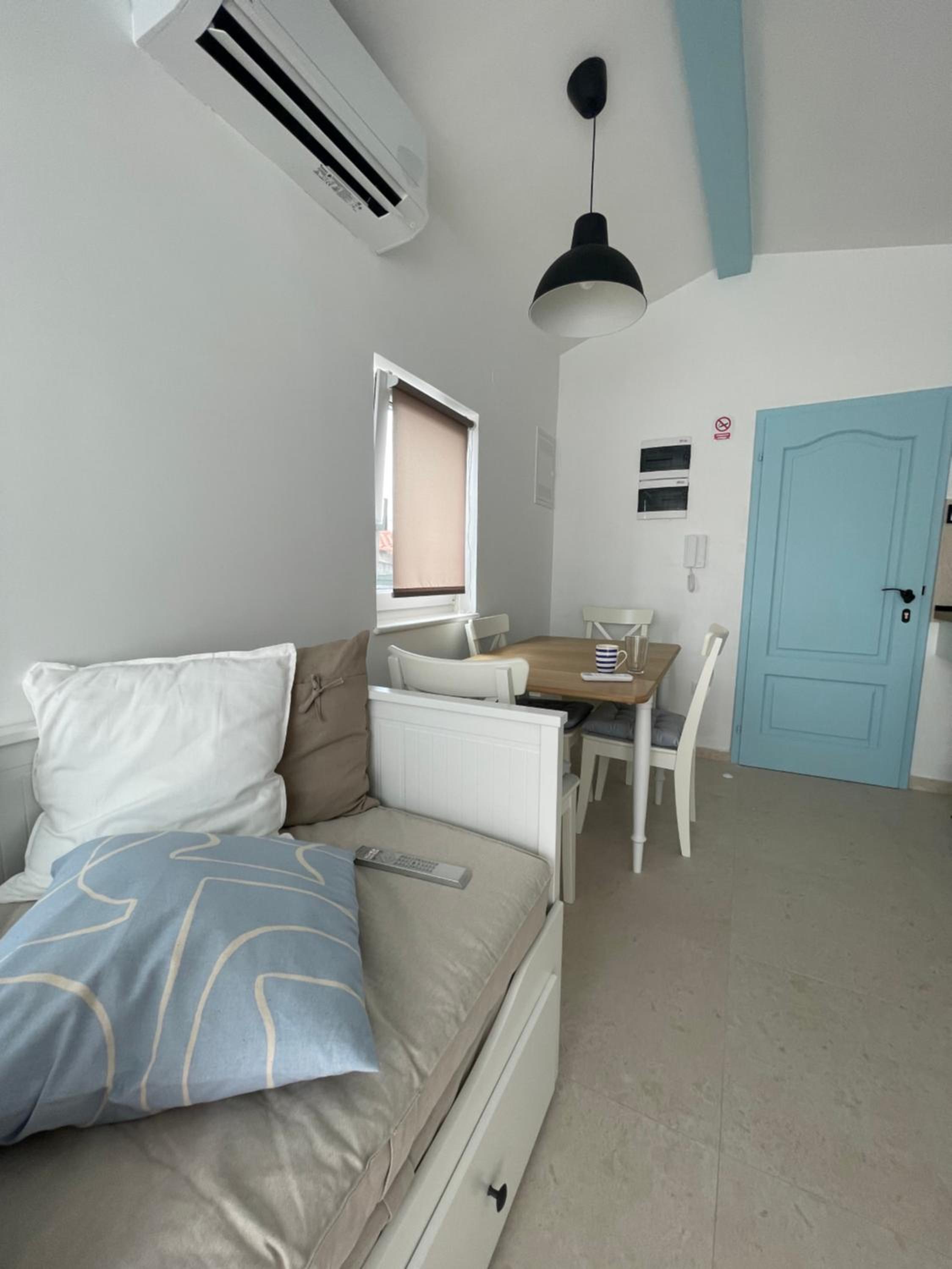 Three-Bedroom House photo 2
