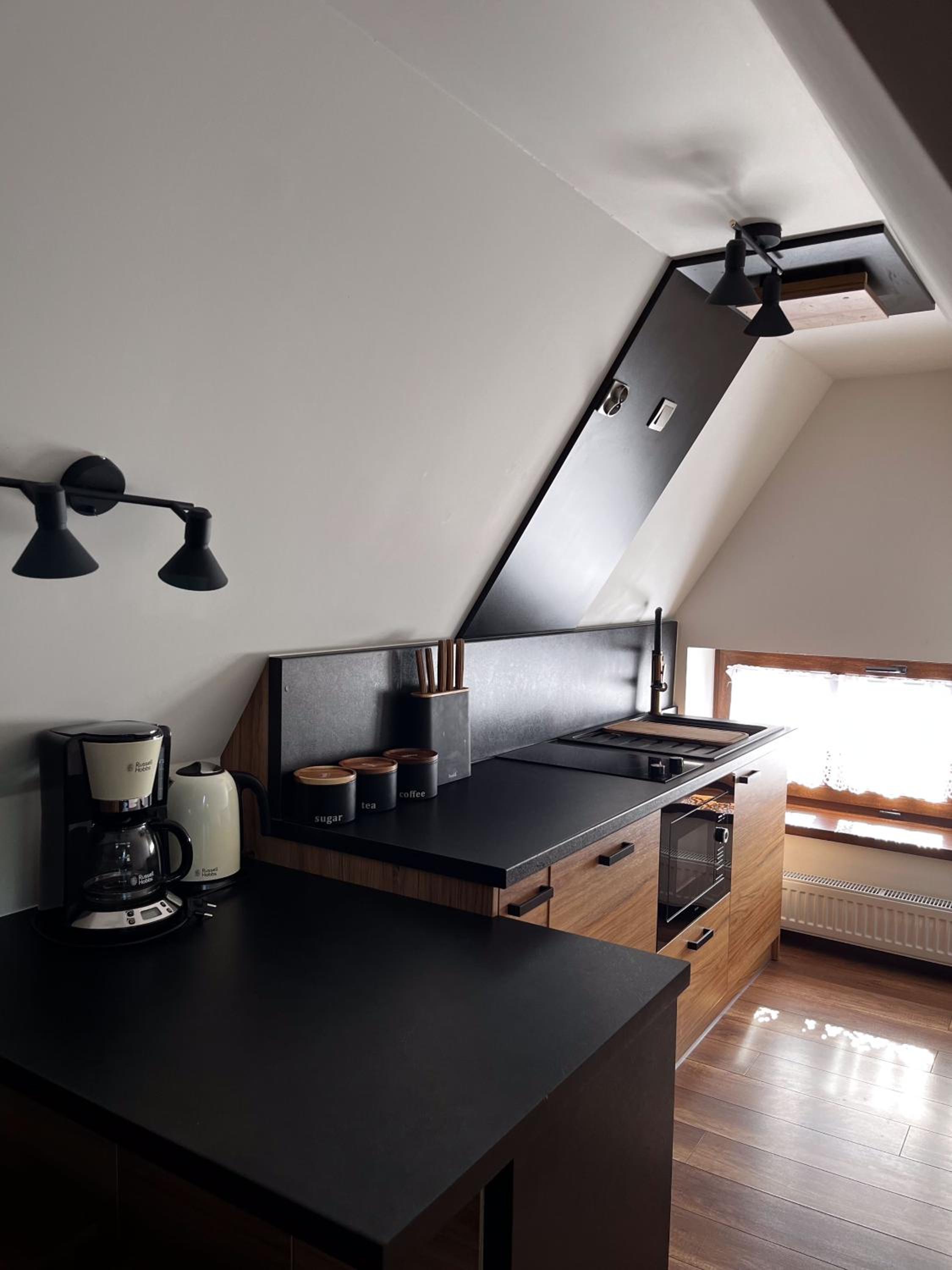 Apartment with Mountain View photo 3