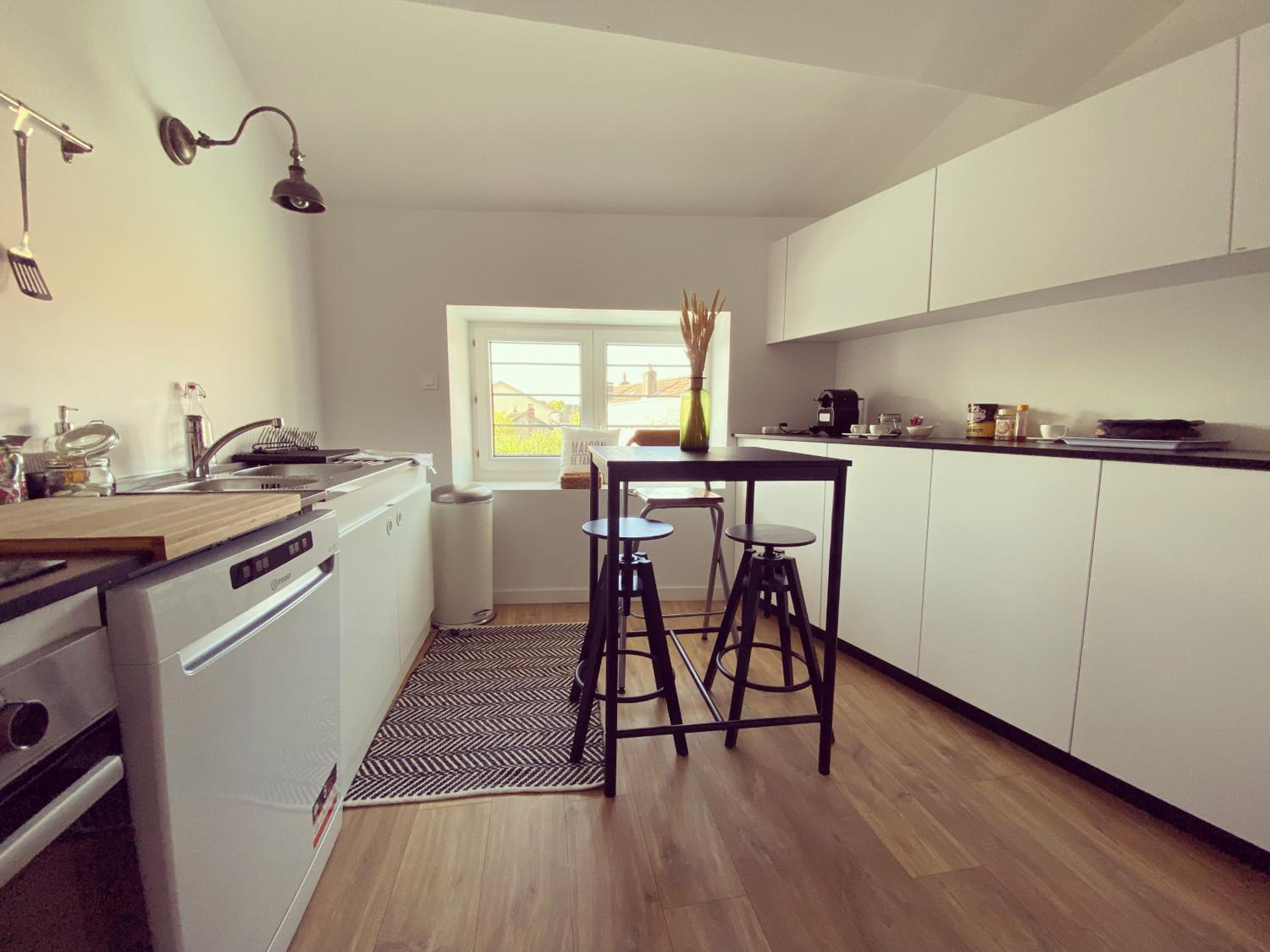 Apartment with Terrace photo 2