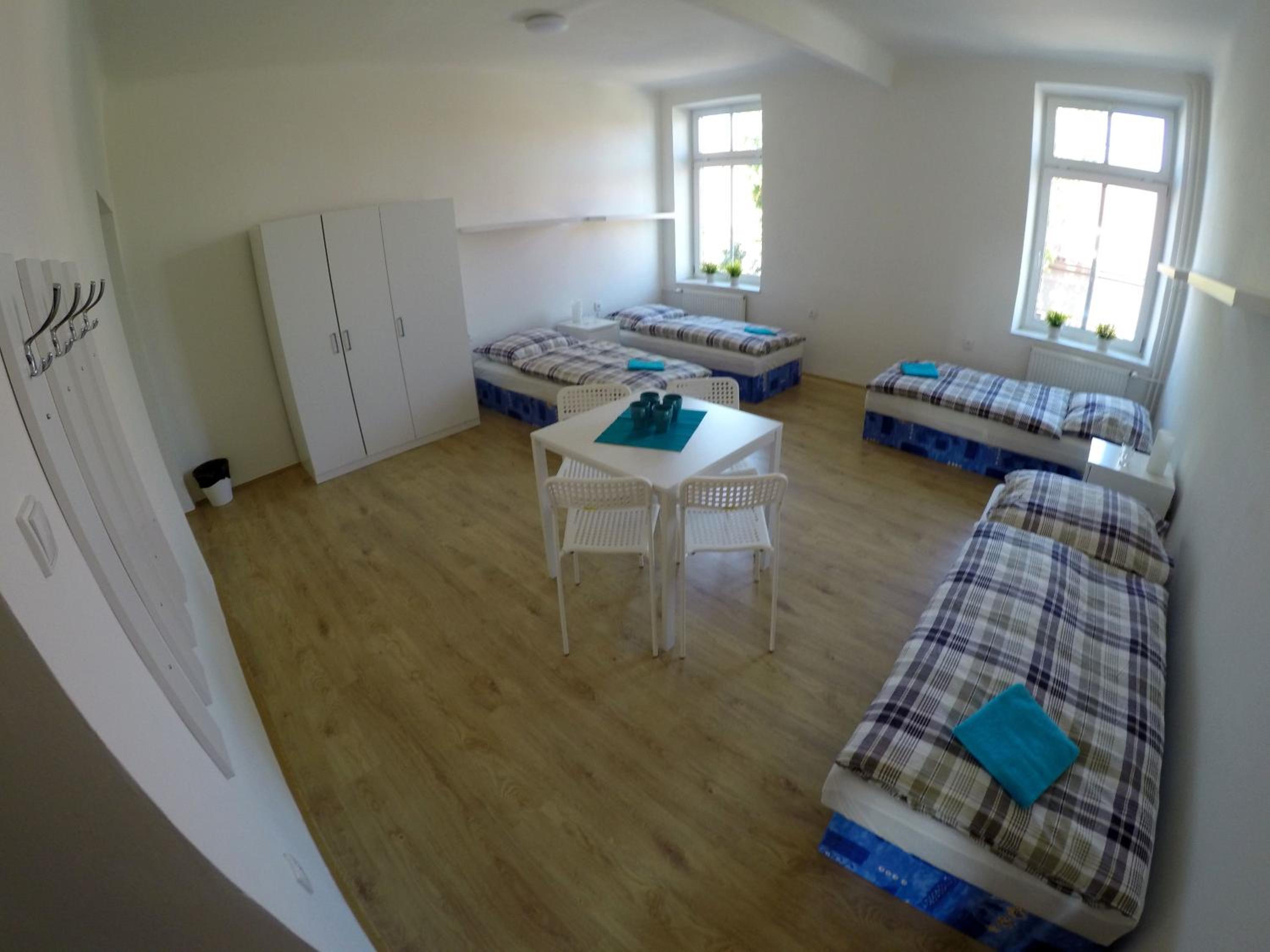 Quadruple Room with Shared Bathroom photo 1