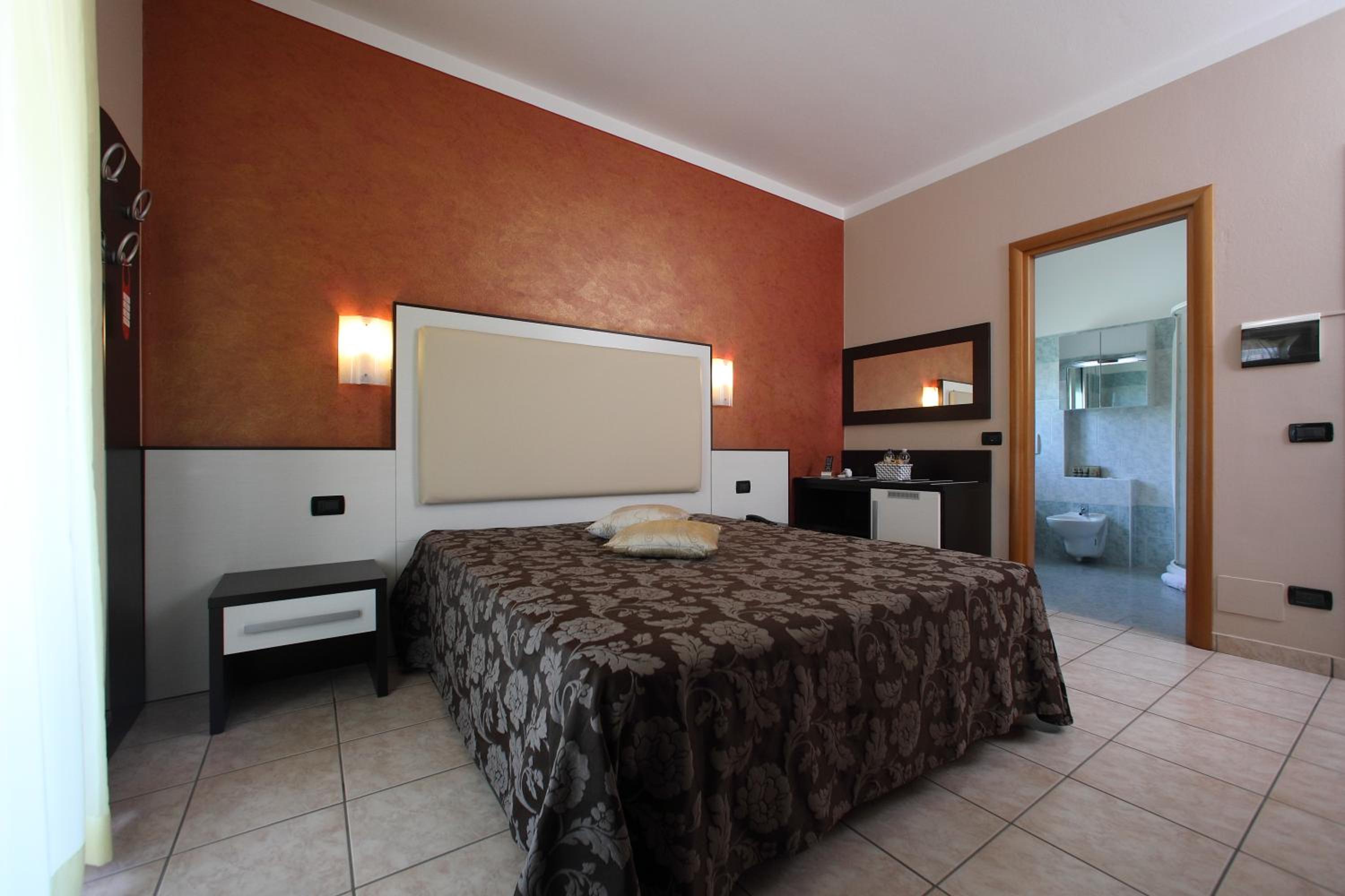 Double Room with Balcony - Двухместный номер с балконом