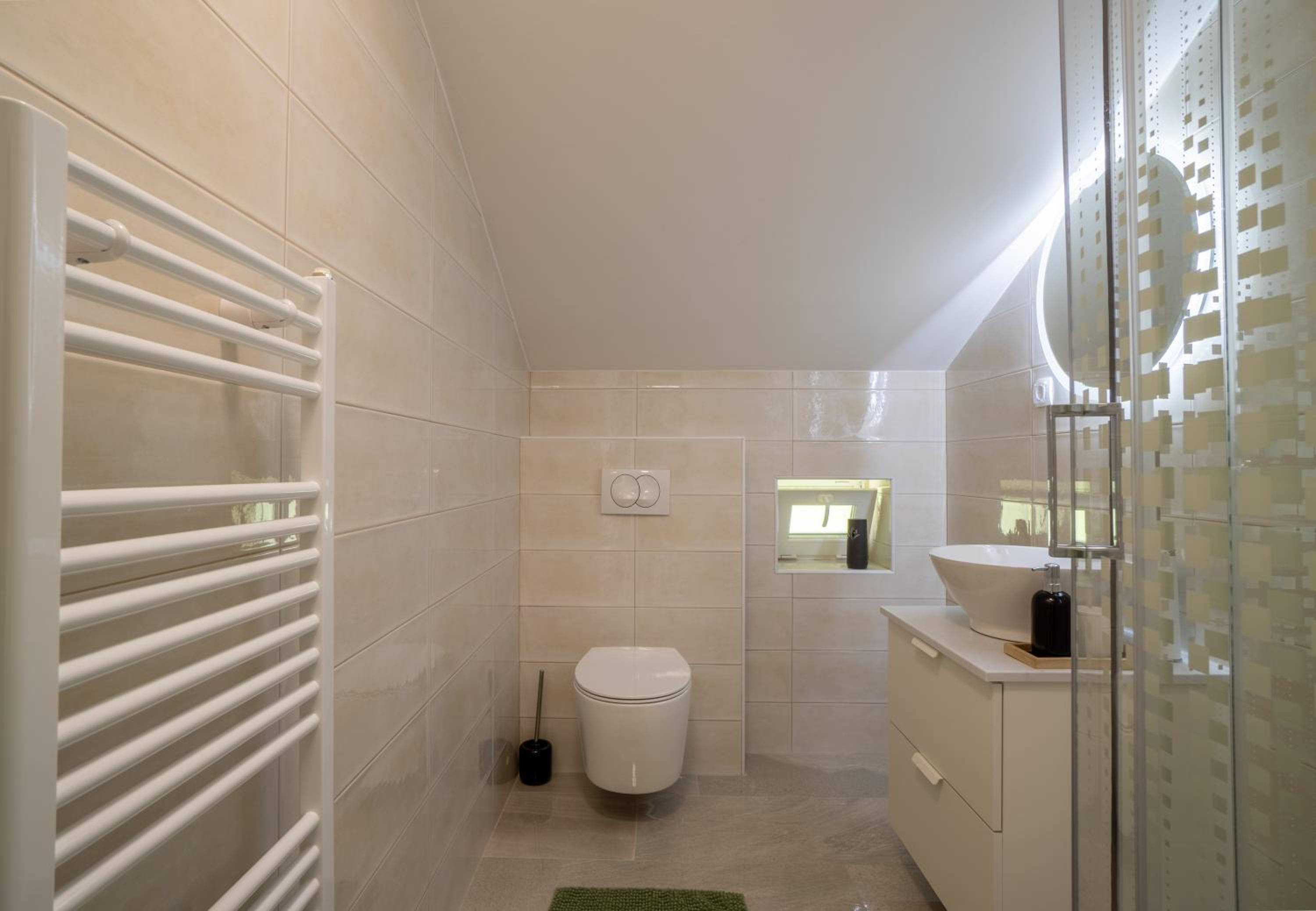 Villa with Private Pool - Photo 90