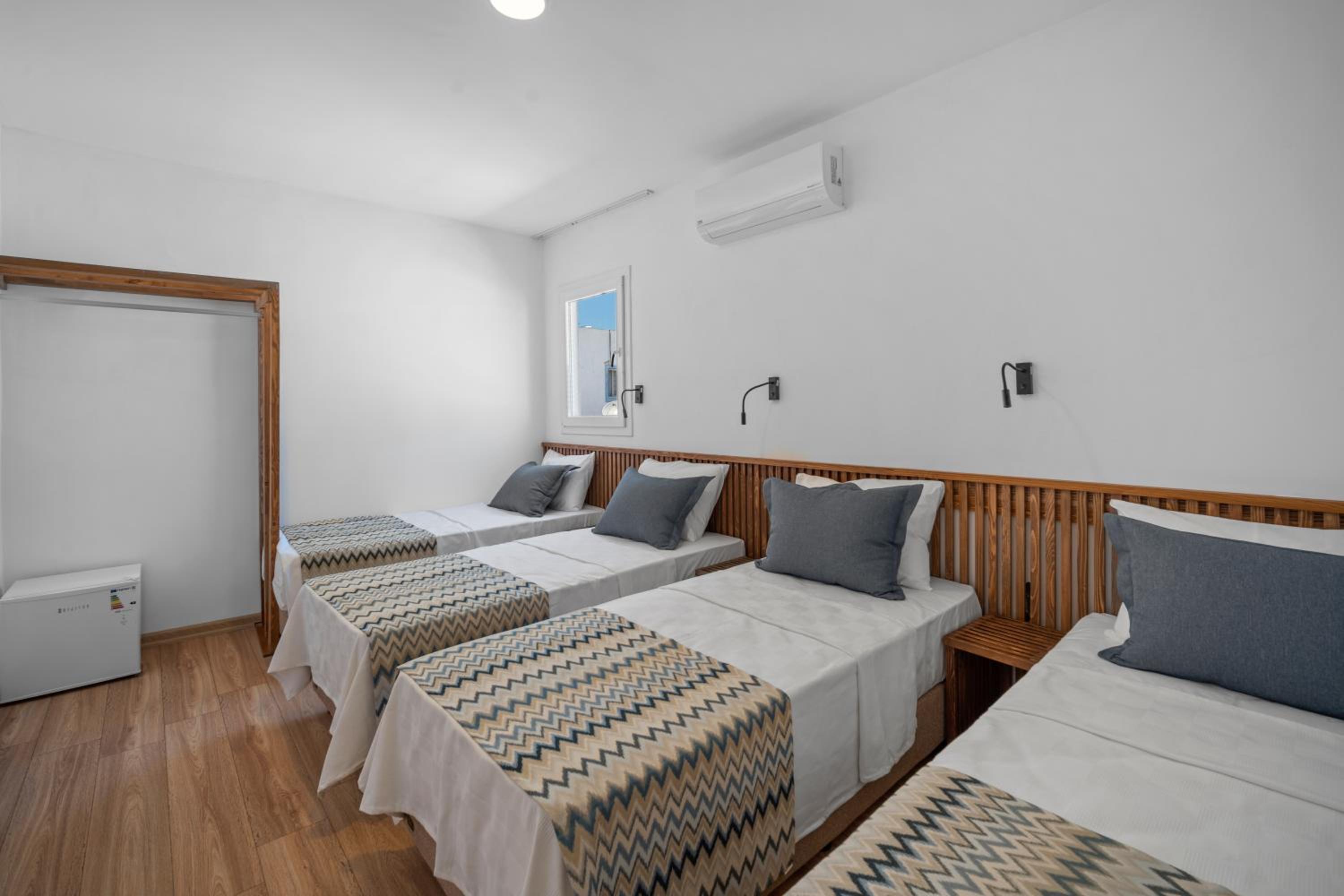 Standard Quadruple Room photo 1