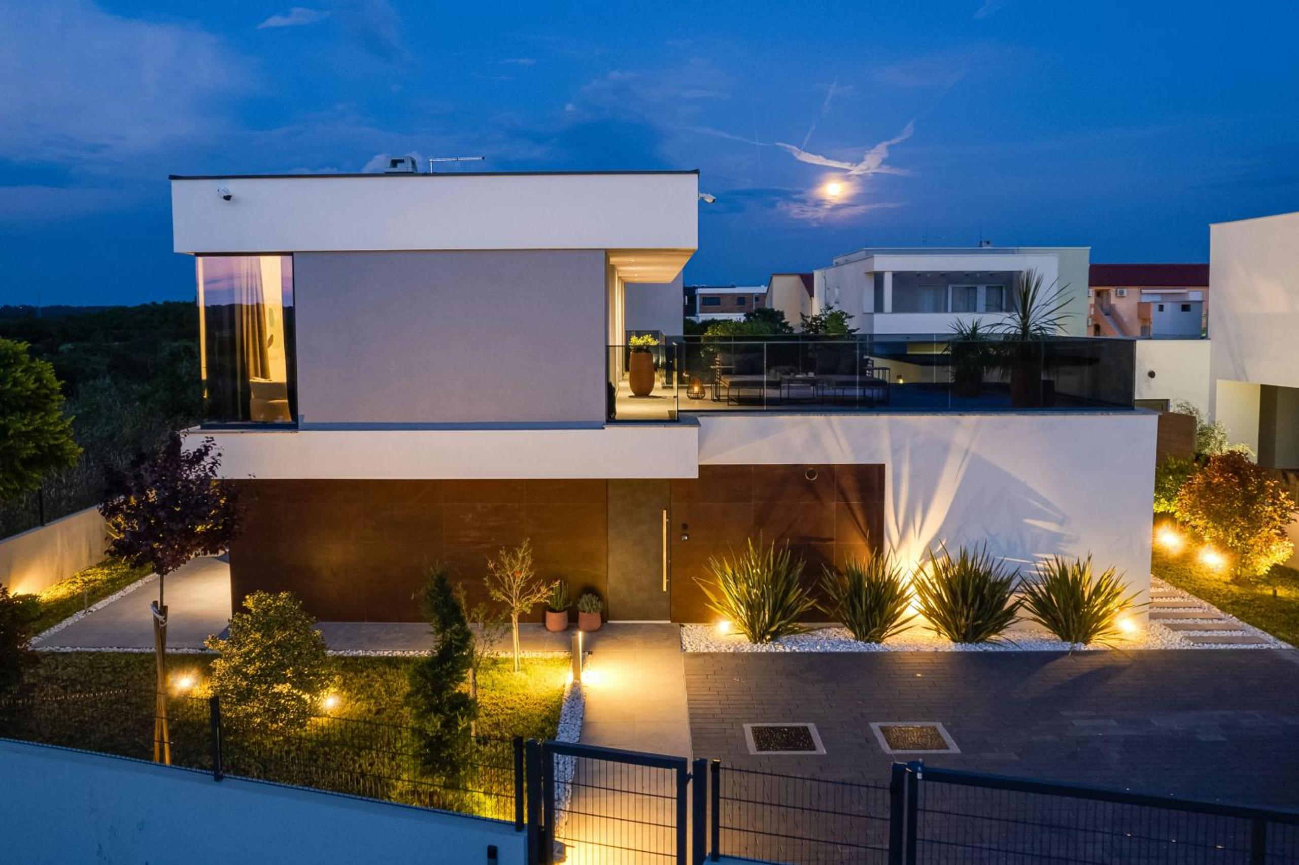 Villa with Private Pool photo 3