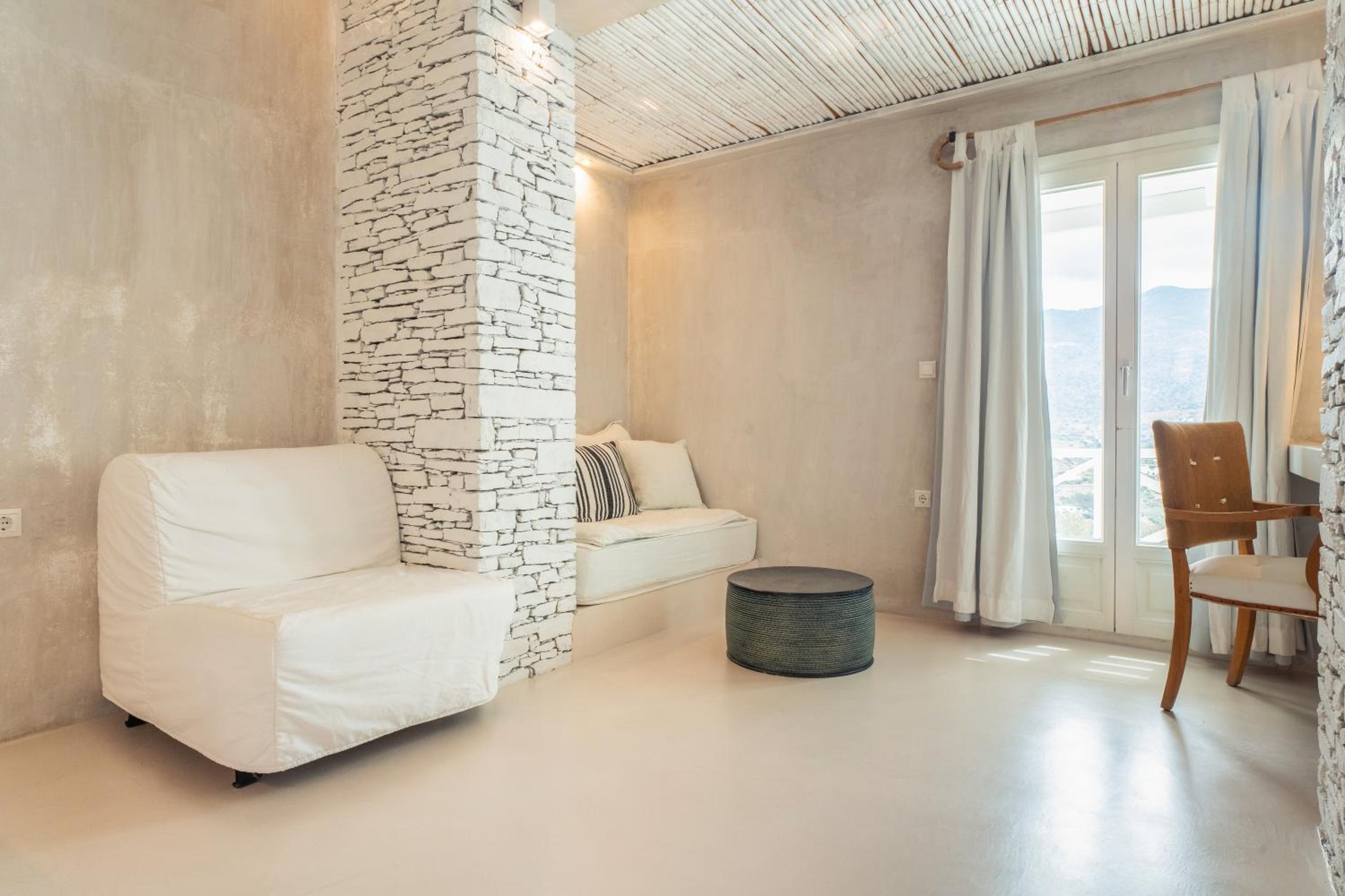 Junior Suite with Sea View - Photo 2